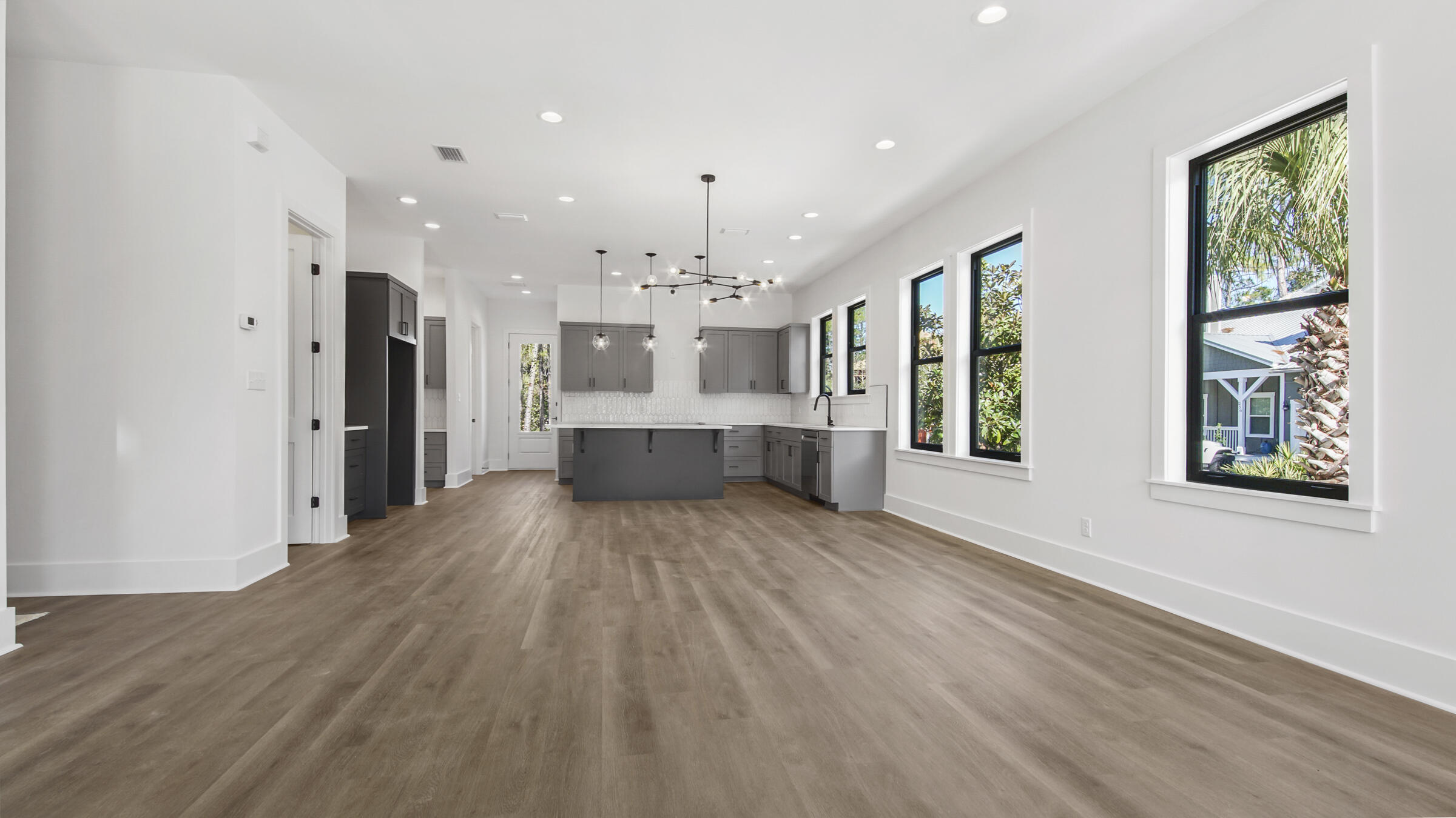 HIDDEN GROVE - Residential