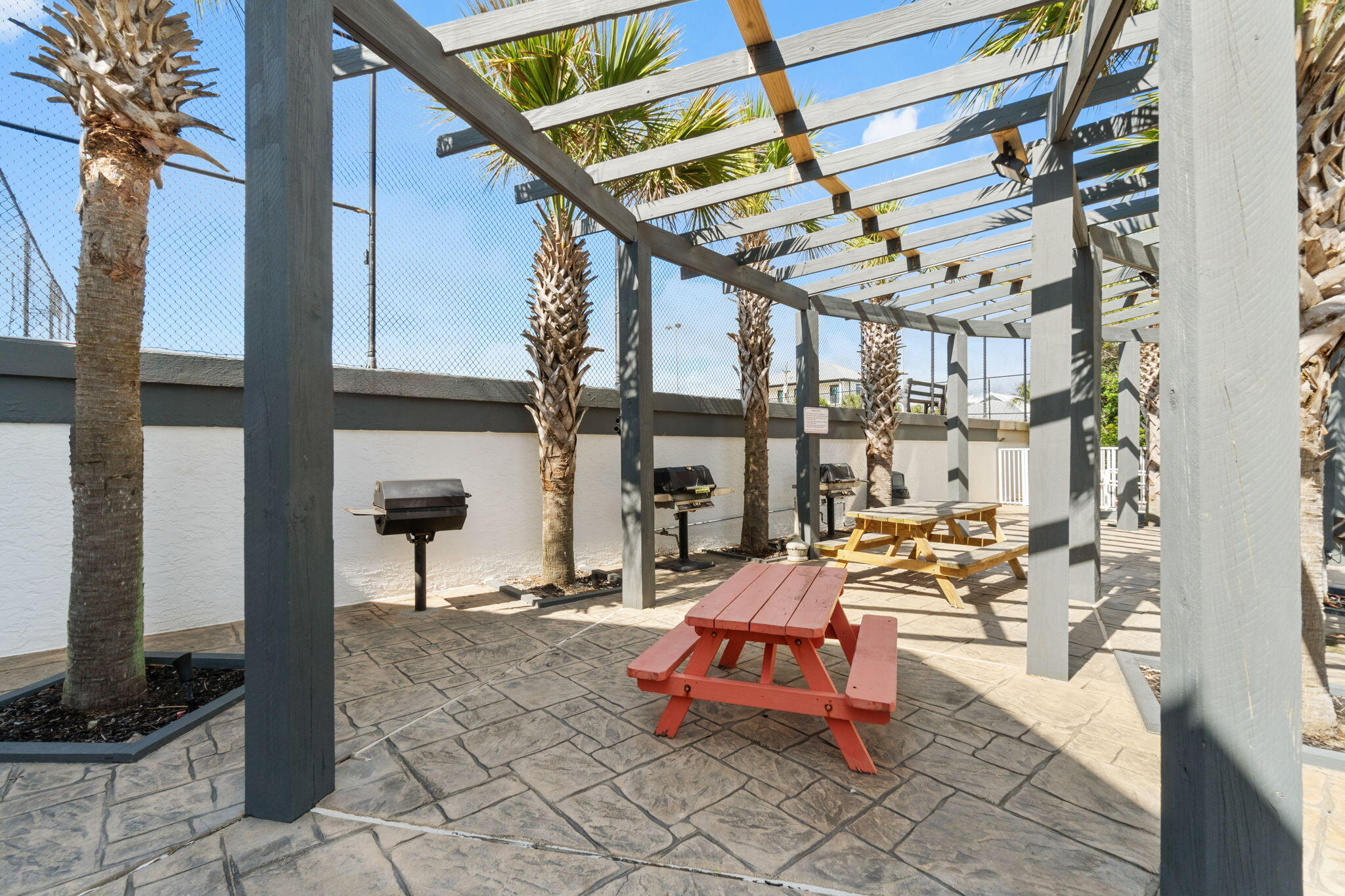 MAINSAIL CONDO PH 1 - Residential