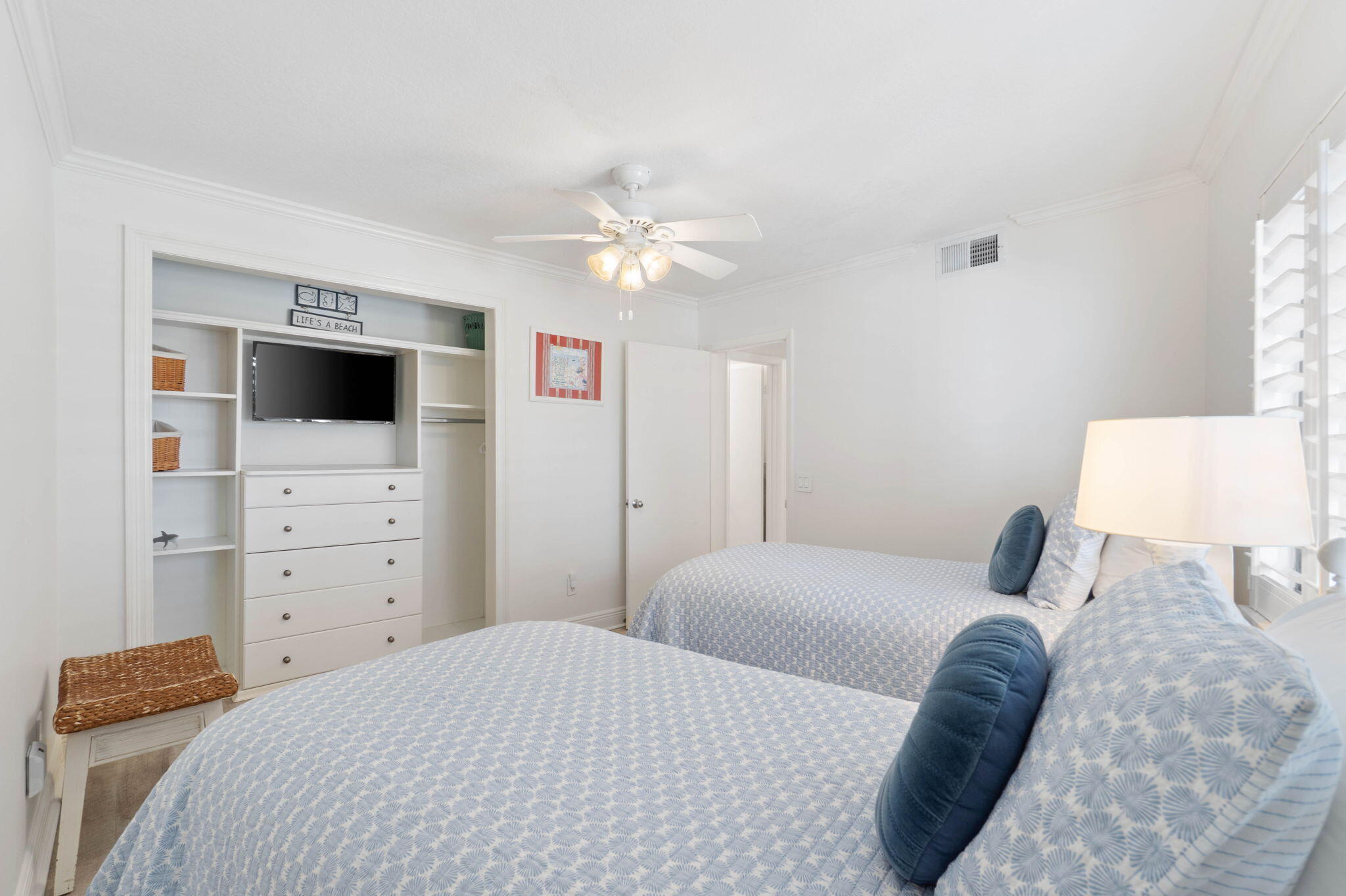 MAINSAIL CONDO PH 1 - Residential