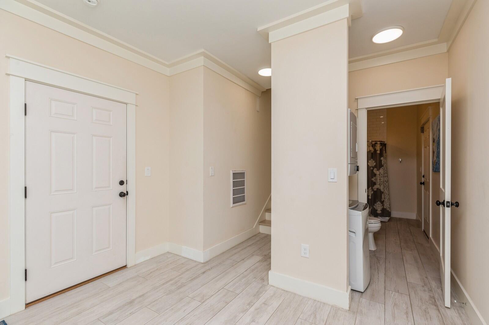 GULF SHORE MANOR - Residential