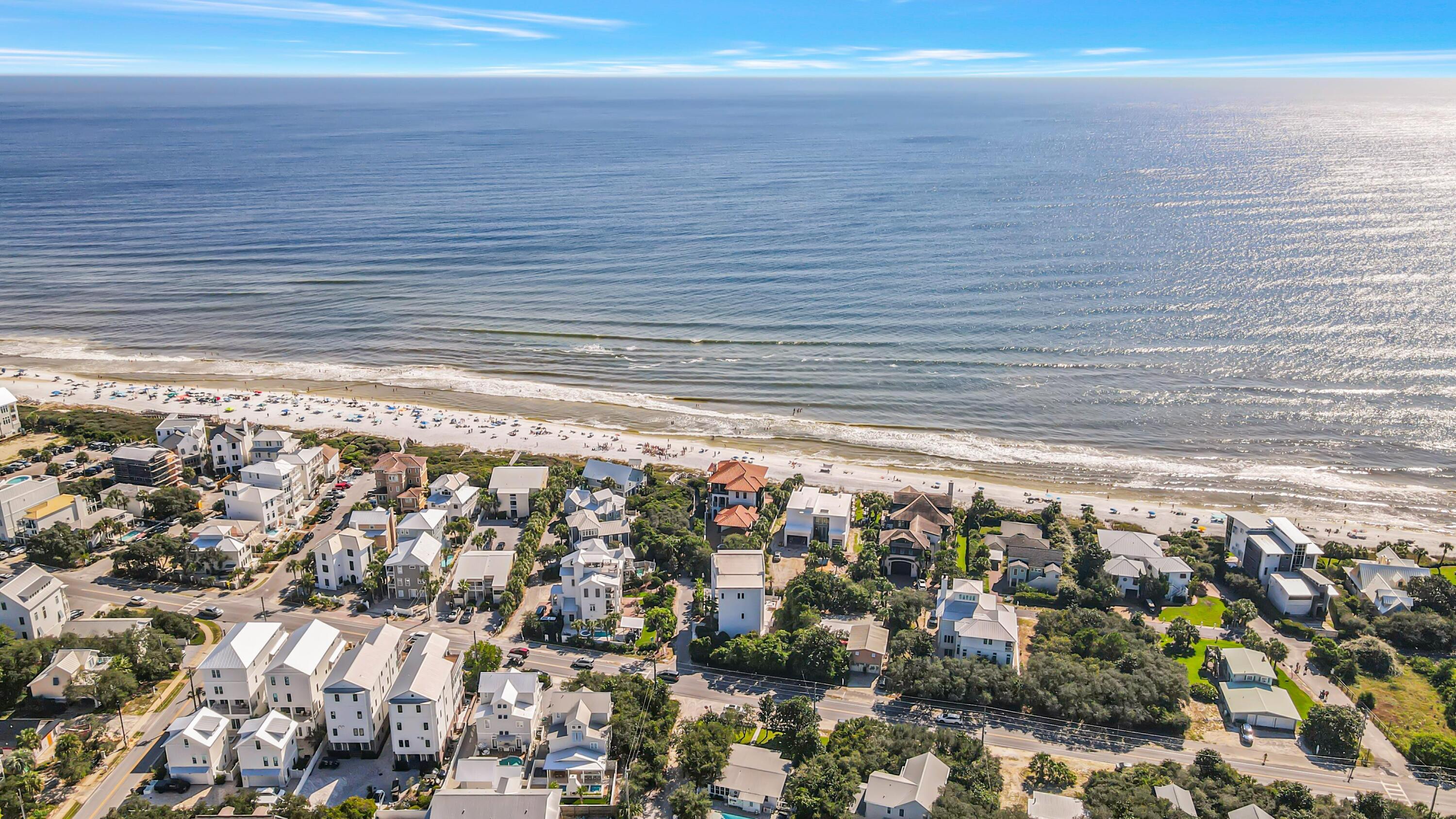 GULF SHORE MANOR - Residential