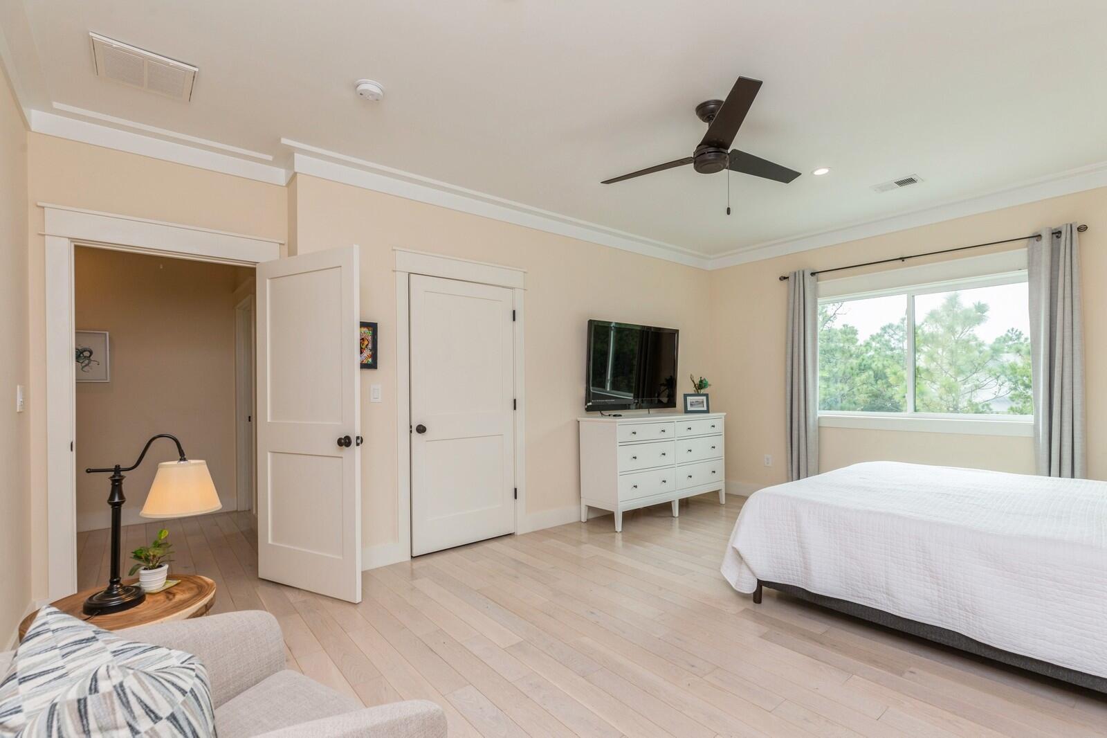 GULF SHORE MANOR - Residential