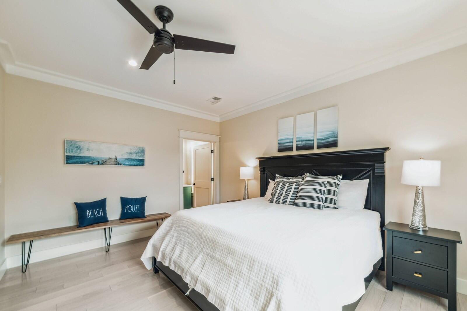 GULF SHORE MANOR - Residential