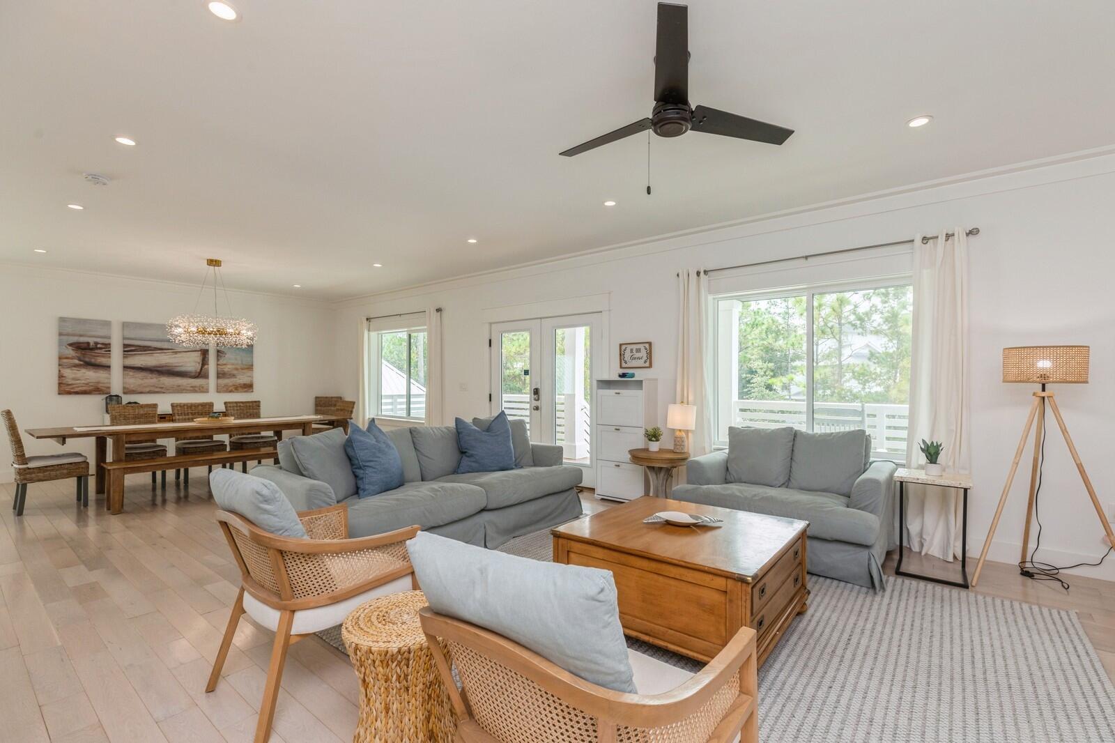 GULF SHORE MANOR - Residential