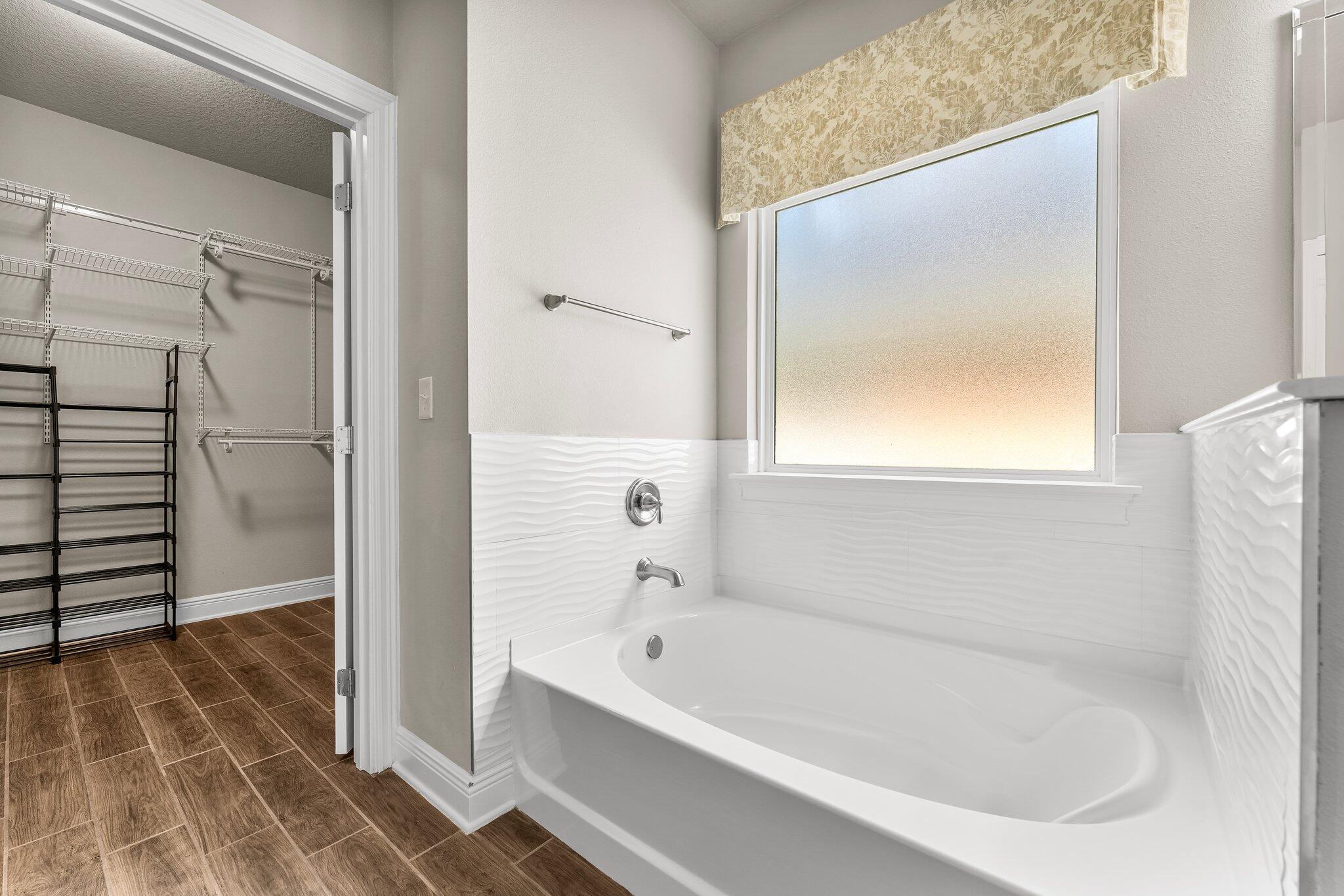 PEACH CREEK PH 1 - Residential Lease