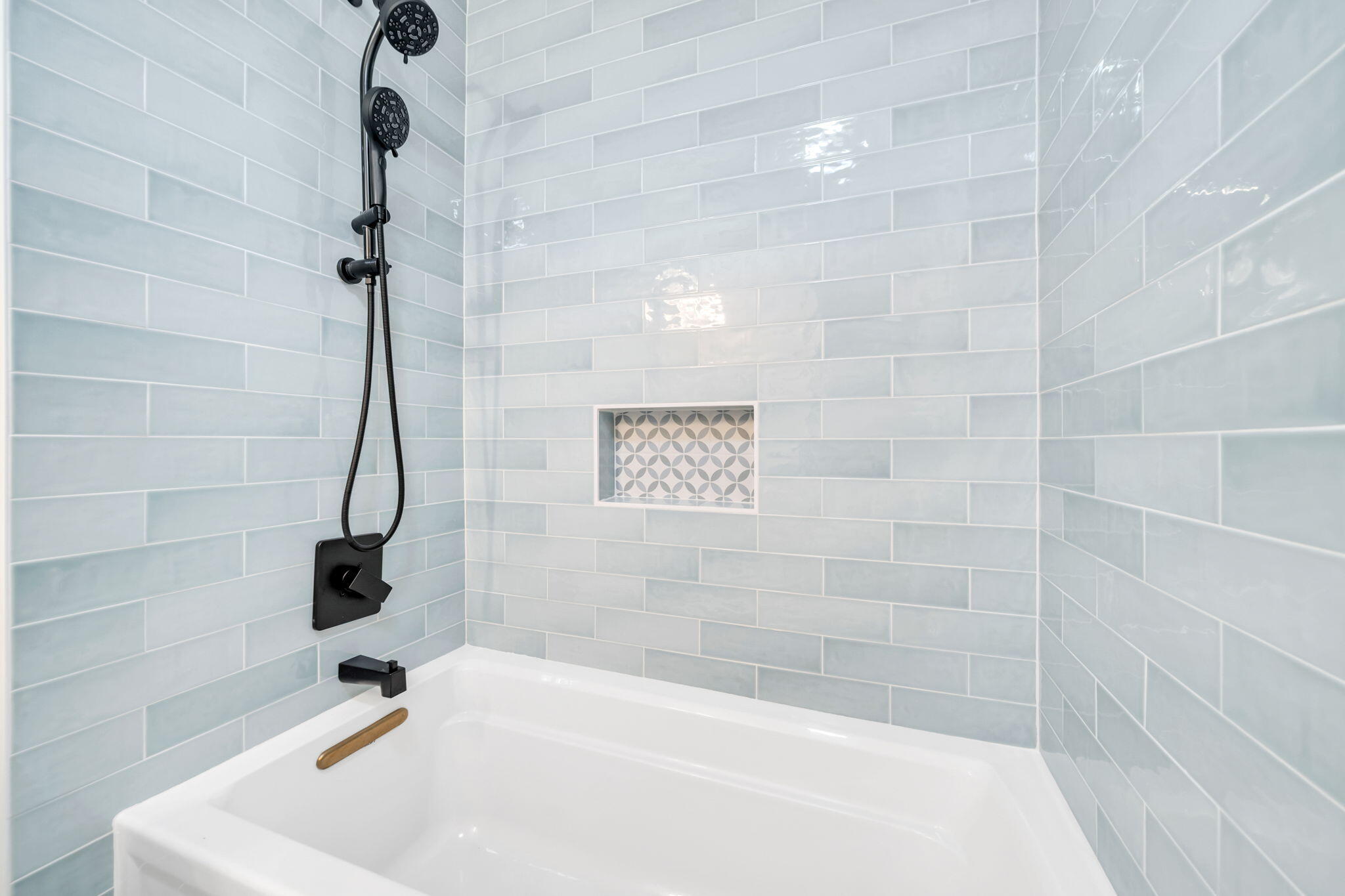 EASTWOOD 6TH ADDN LOT 12 BLK J - Residential