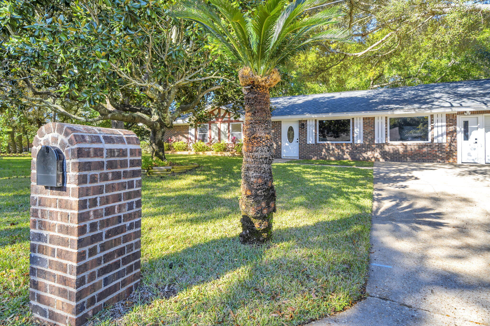 EASTWOOD 6TH ADDN LOT 12 BLK J - Residential