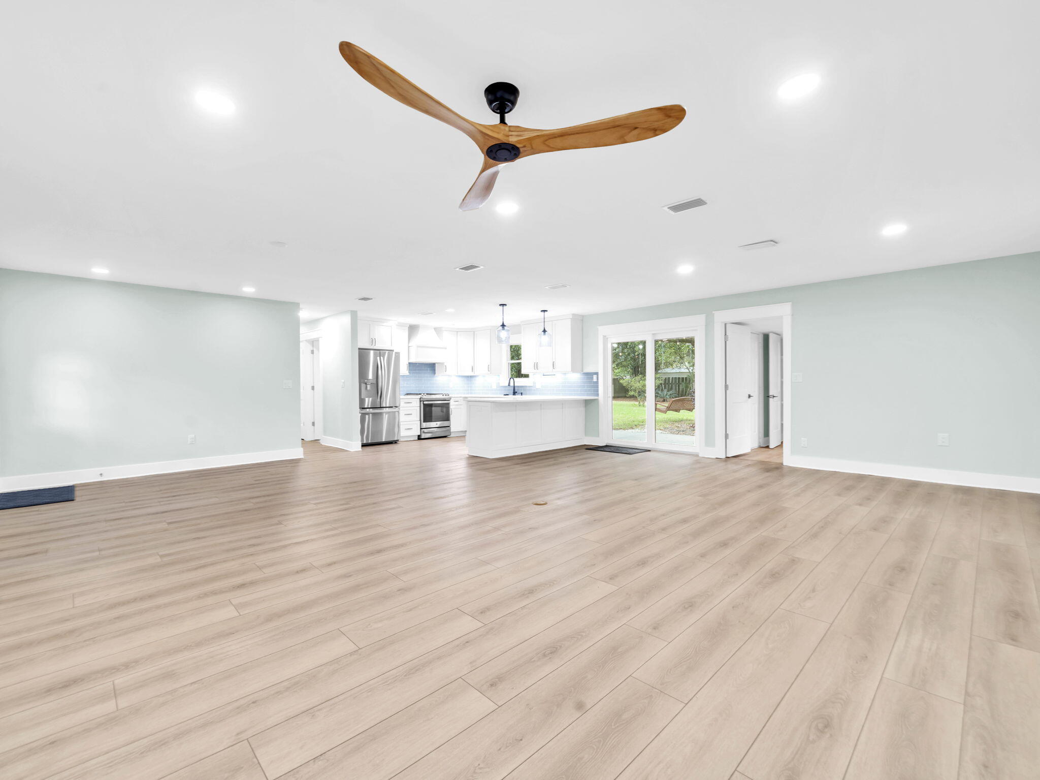 EASTWOOD 6TH ADDN LOT 12 BLK J - Residential