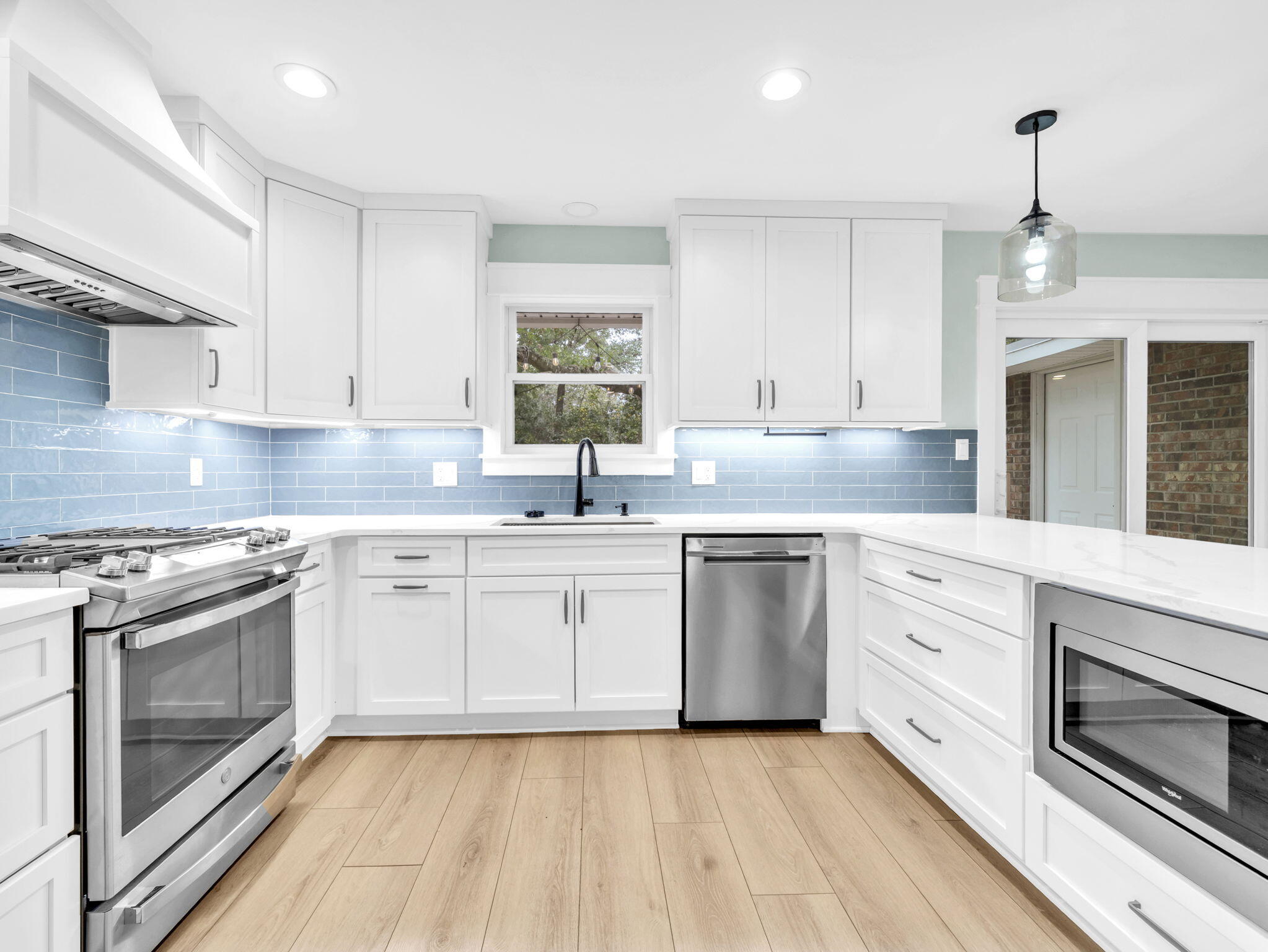 EASTWOOD 6TH ADDN LOT 12 BLK J - Residential