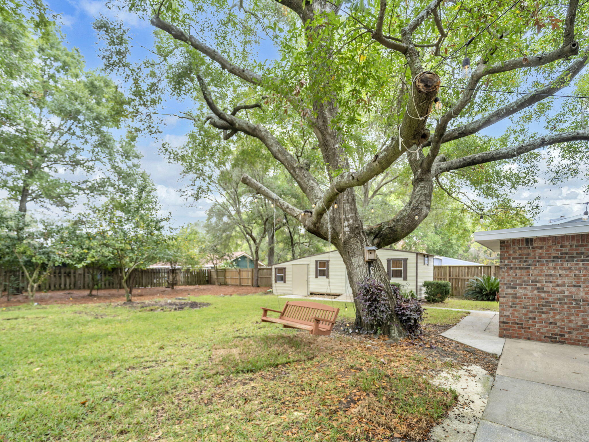 EASTWOOD 6TH ADDN LOT 12 BLK J - Residential