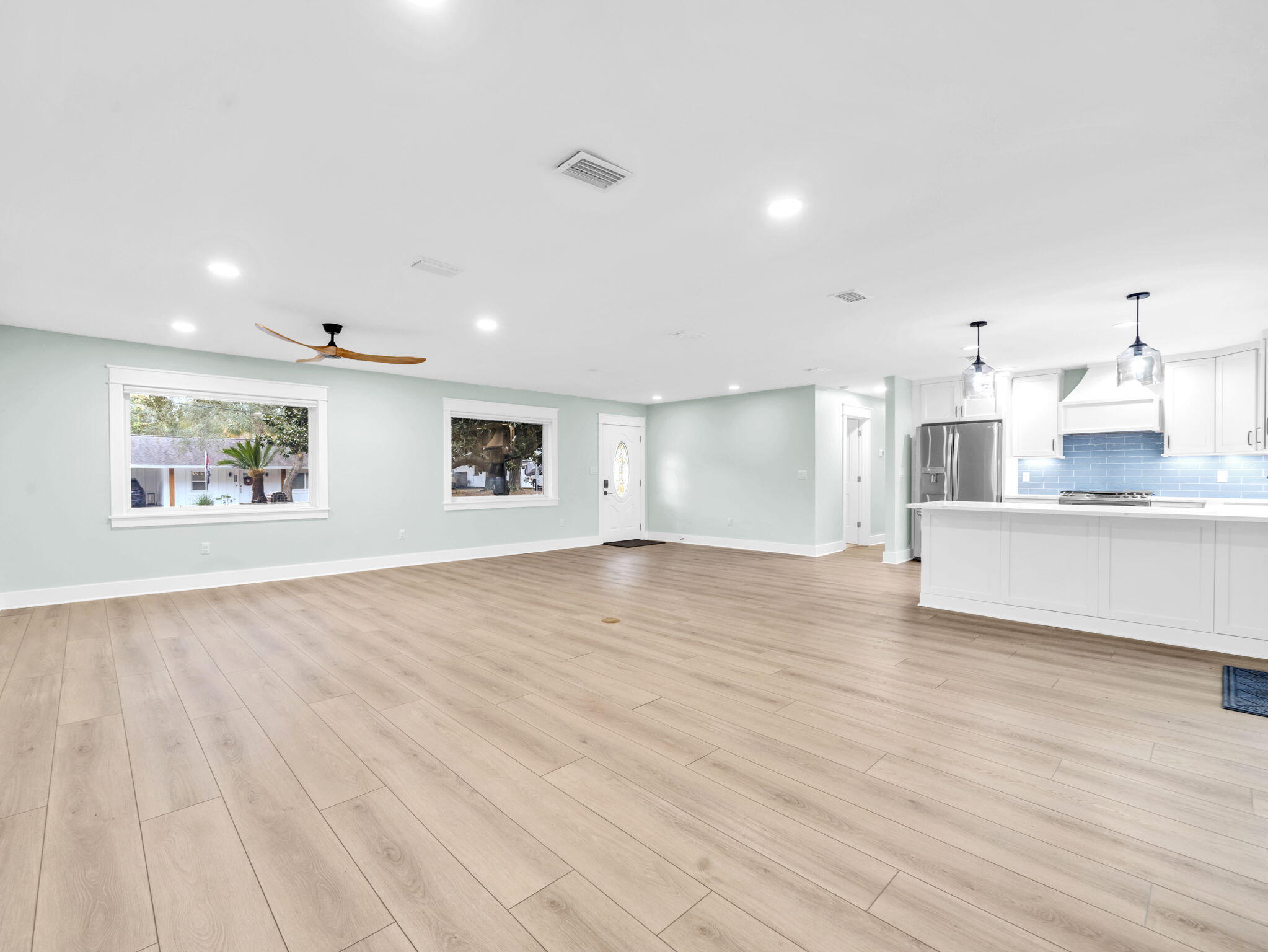 EASTWOOD 6TH ADDN LOT 12 BLK J - Residential