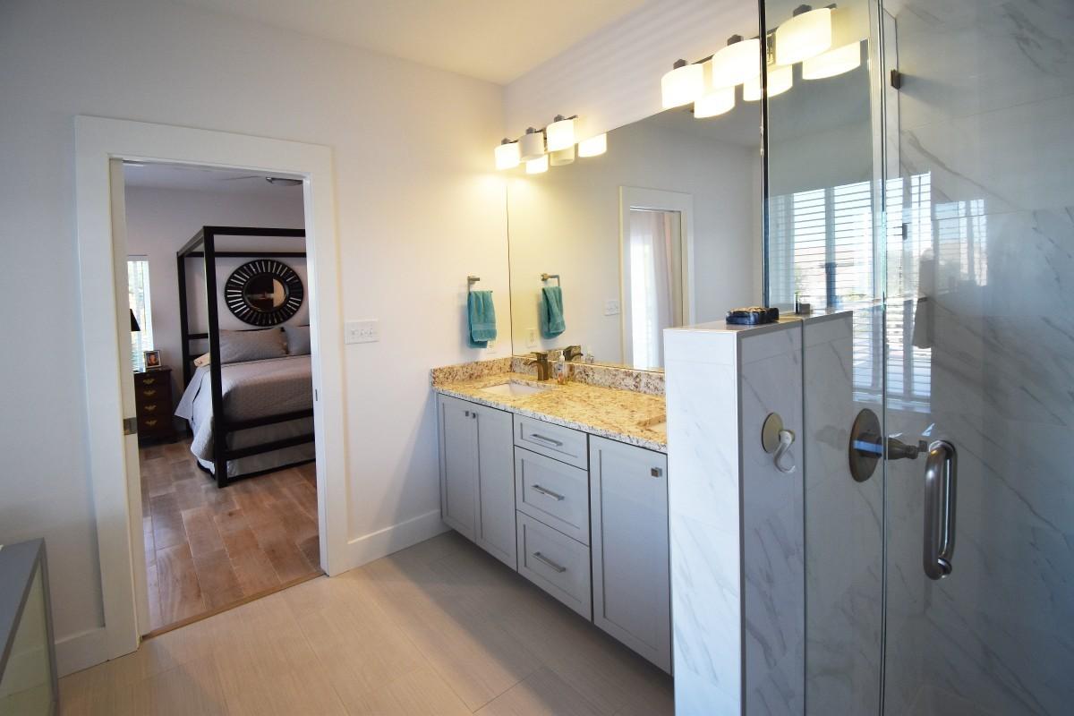 Riley's Bayview - Residential