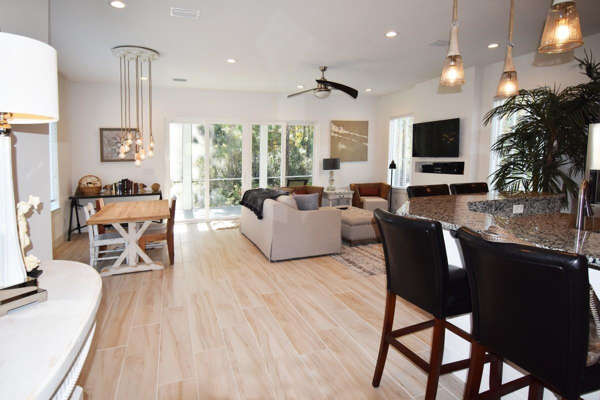 Riley's Bayview - Residential