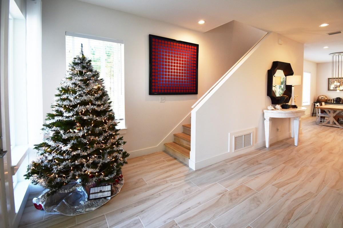 Riley's Bayview - Residential