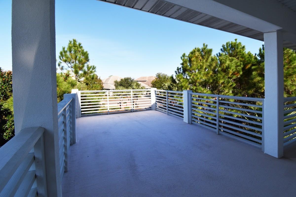 Riley's Bayview - Residential