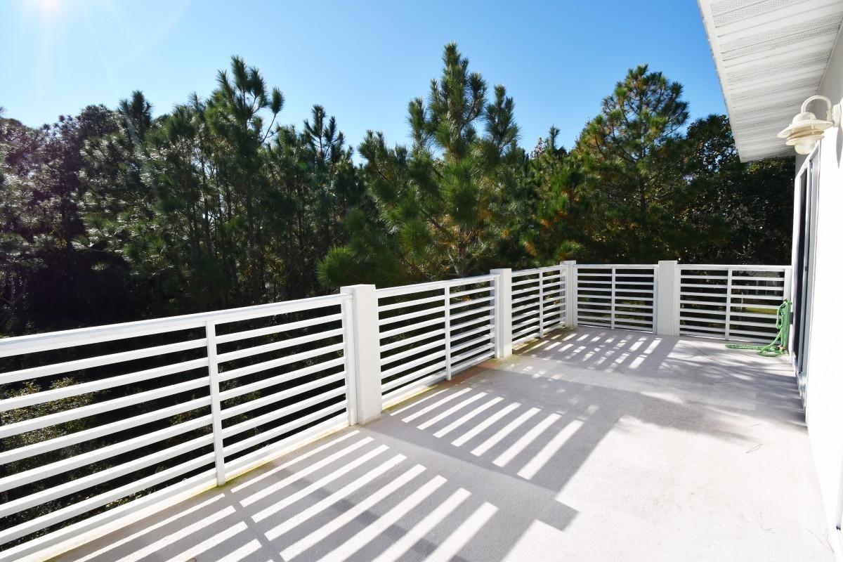 Riley's Bayview - Residential