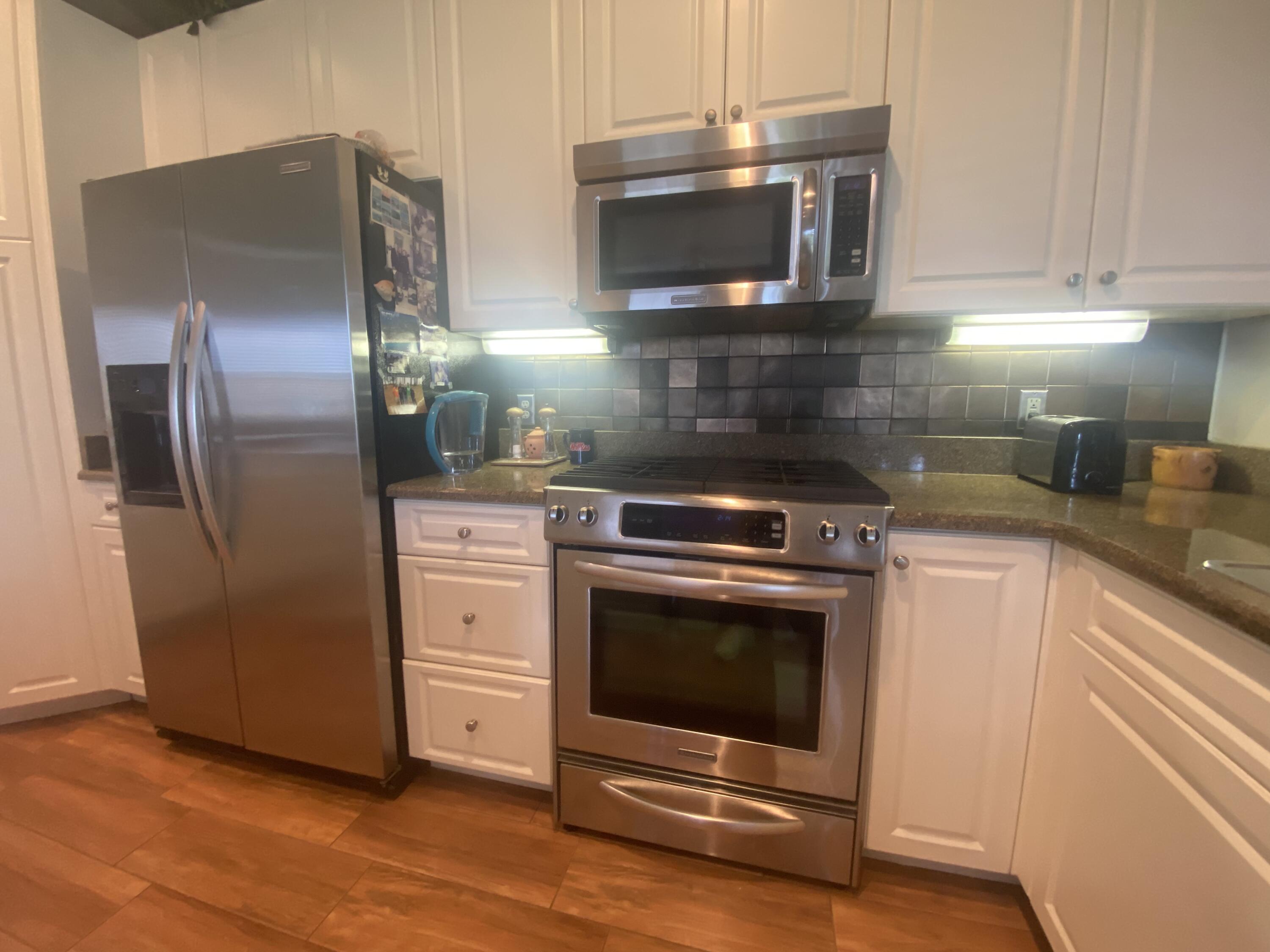 LEGEND CREEK AT SANDESTIN - Residential