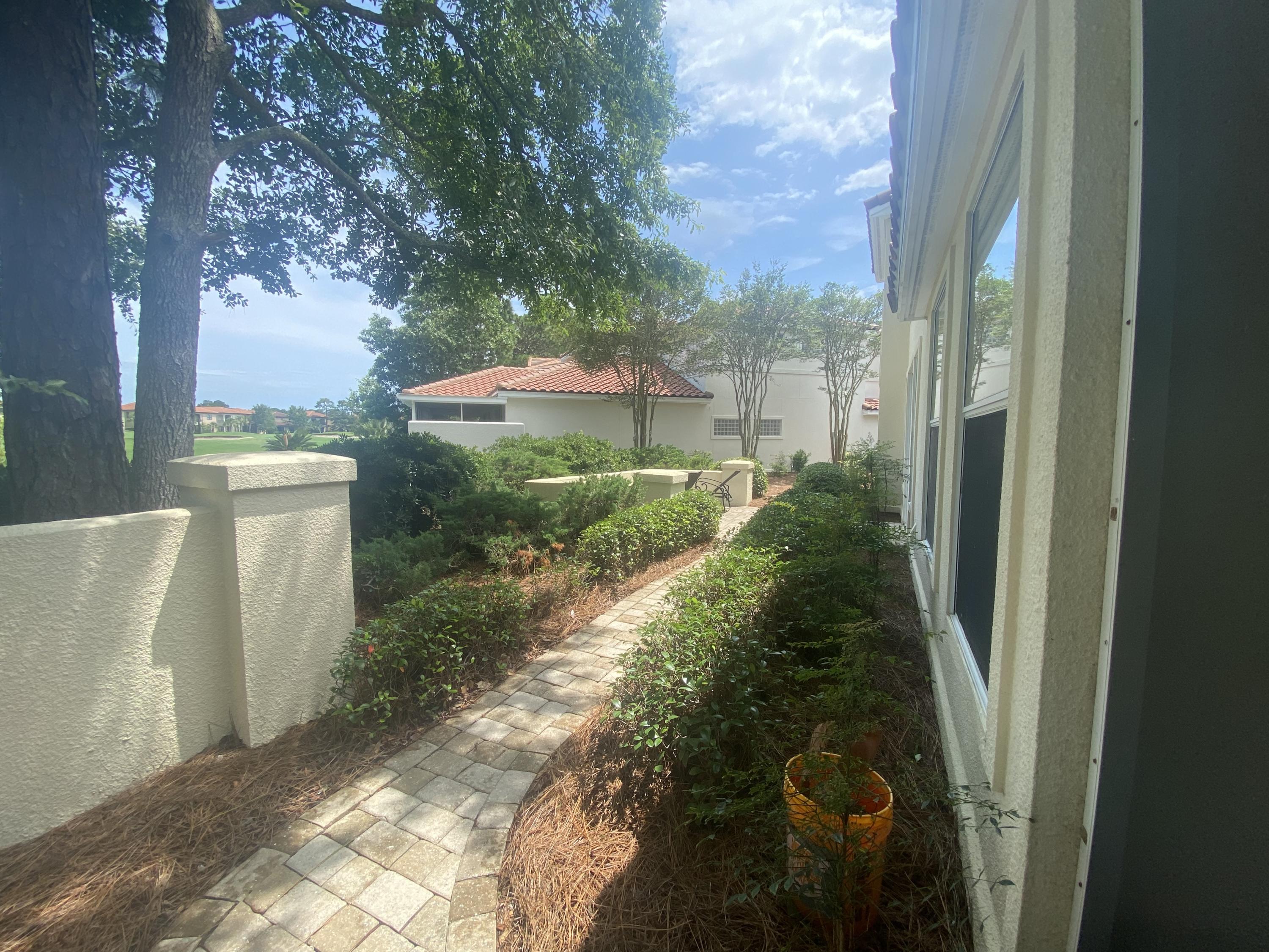 LEGEND CREEK AT SANDESTIN - Residential