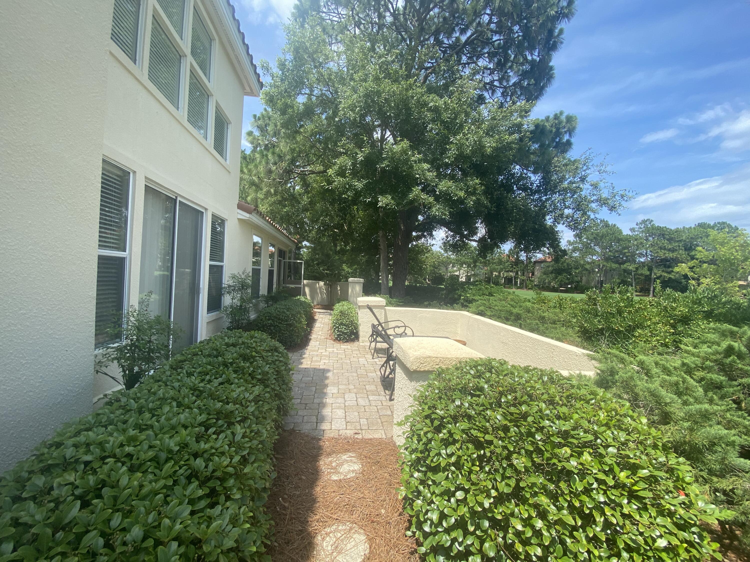 LEGEND CREEK AT SANDESTIN - Residential