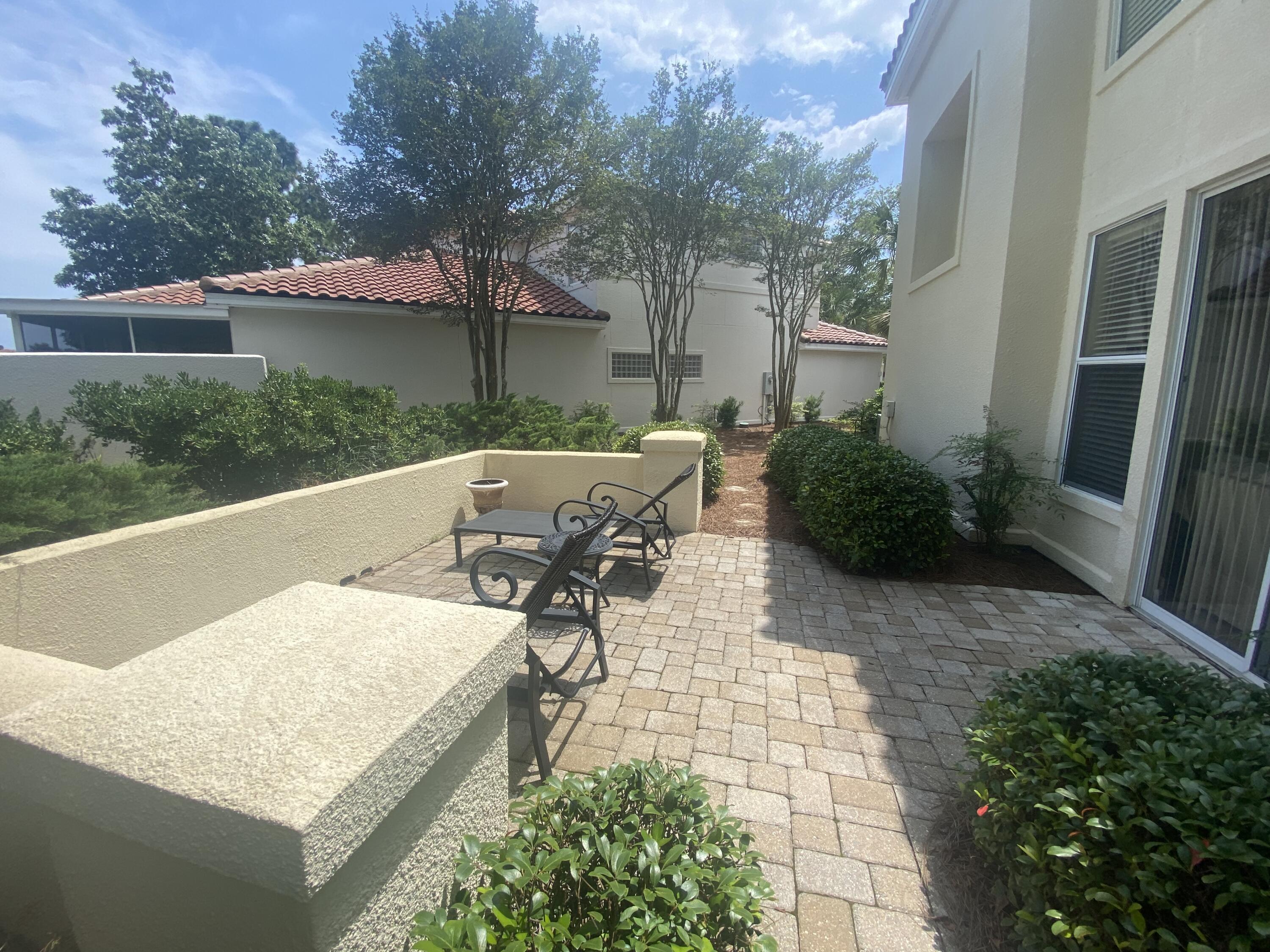 LEGEND CREEK AT SANDESTIN - Residential