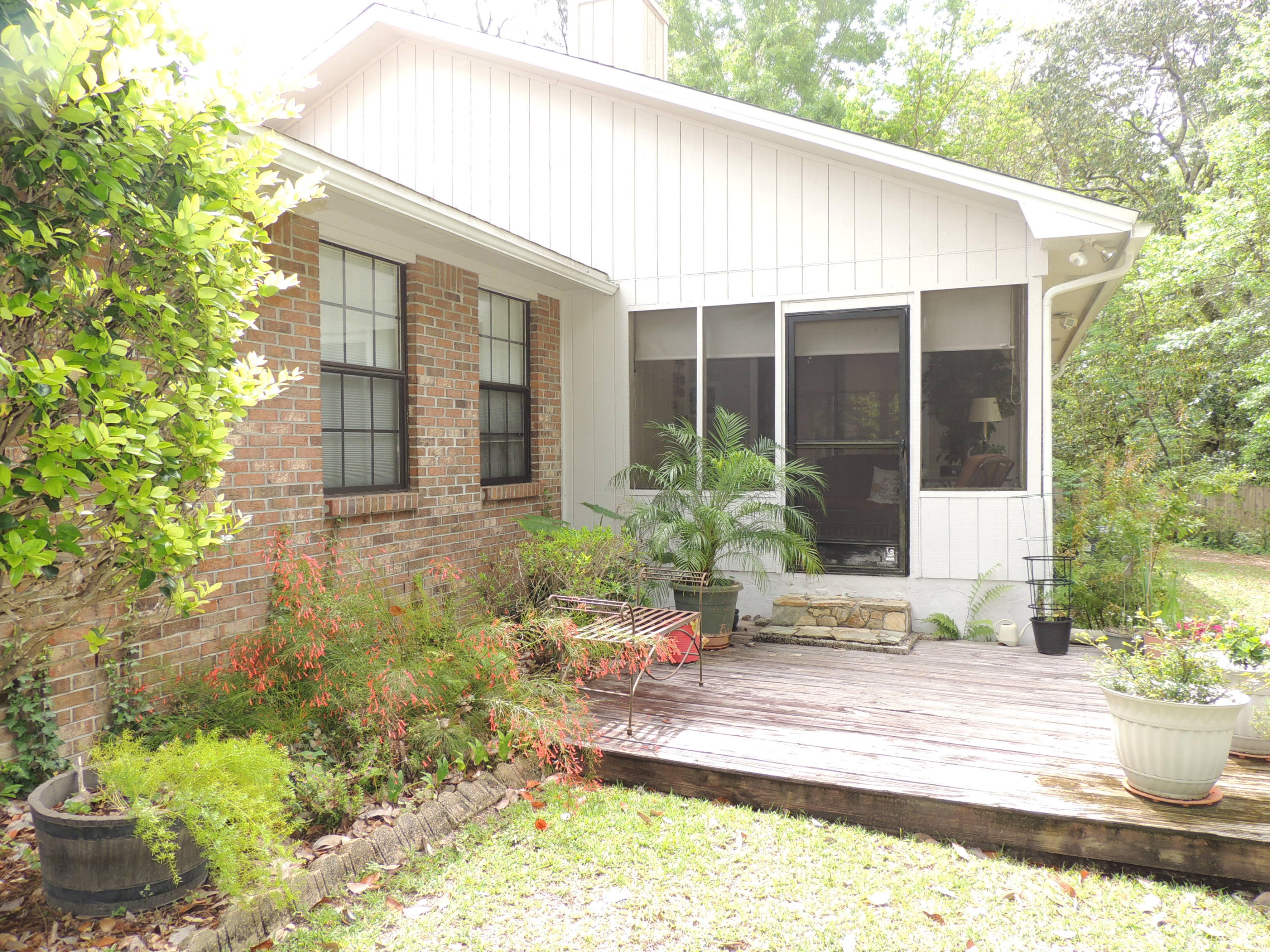 VALPARAISO PINECREST 5 - Residential