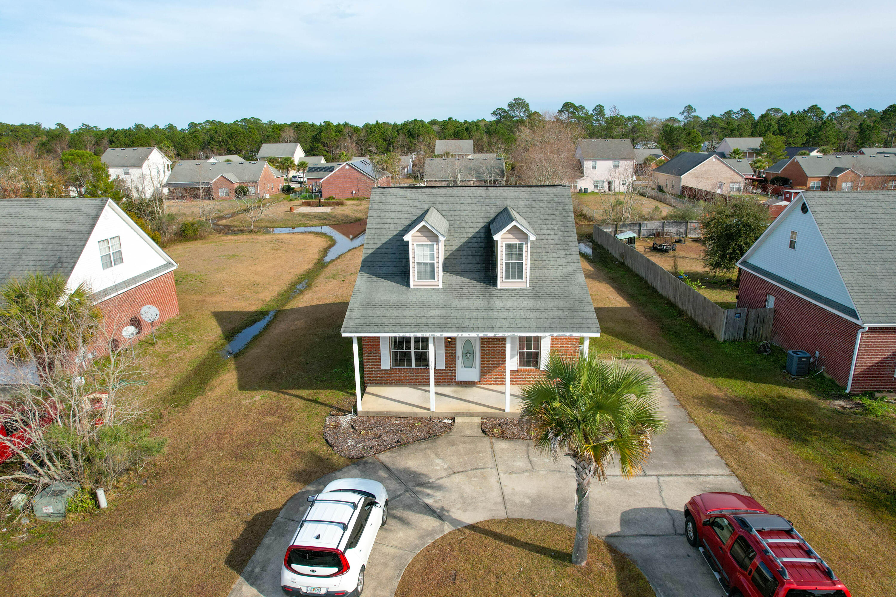 BRANDON OAKS 2ND ADD - Residential