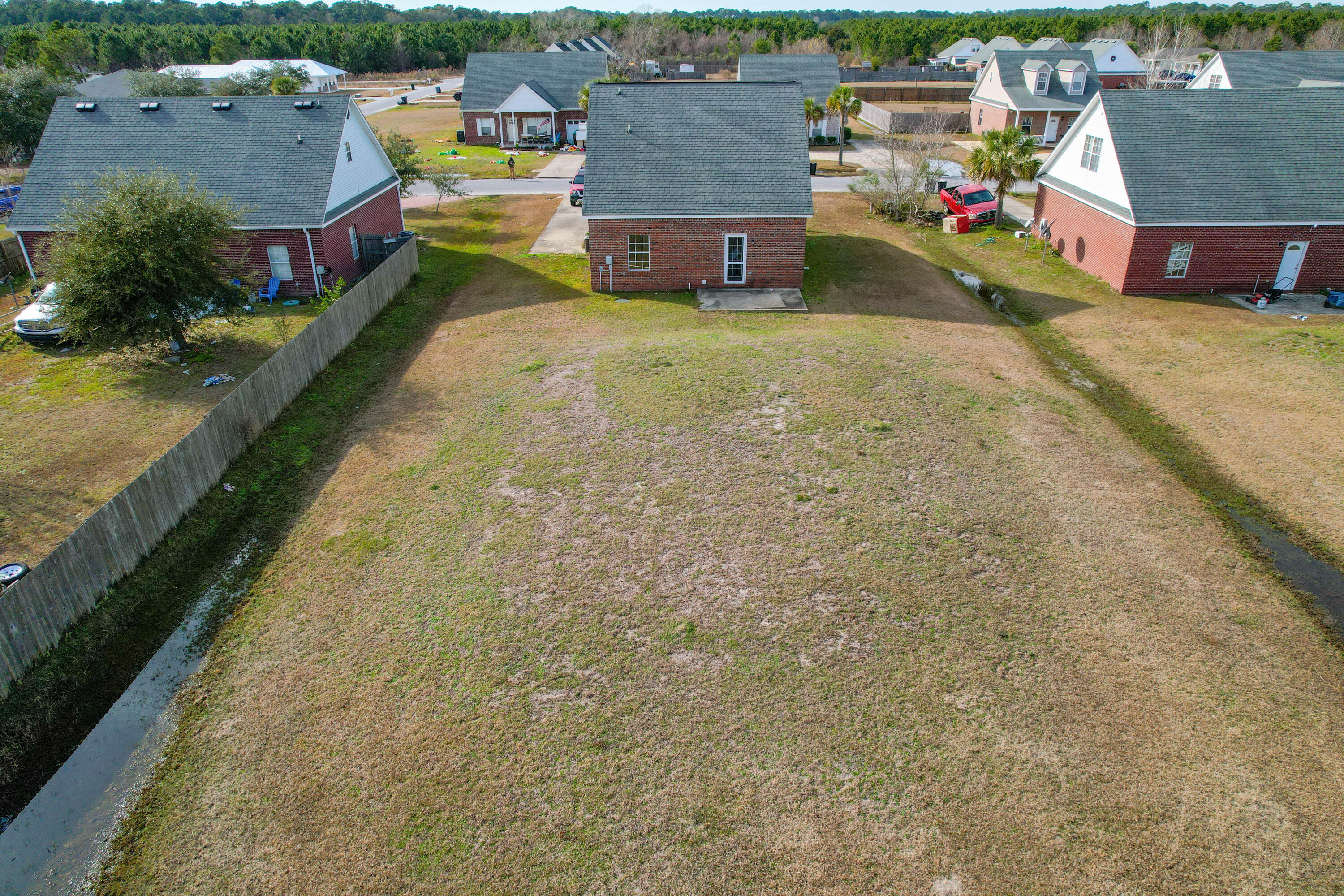 BRANDON OAKS 2ND ADD - Residential