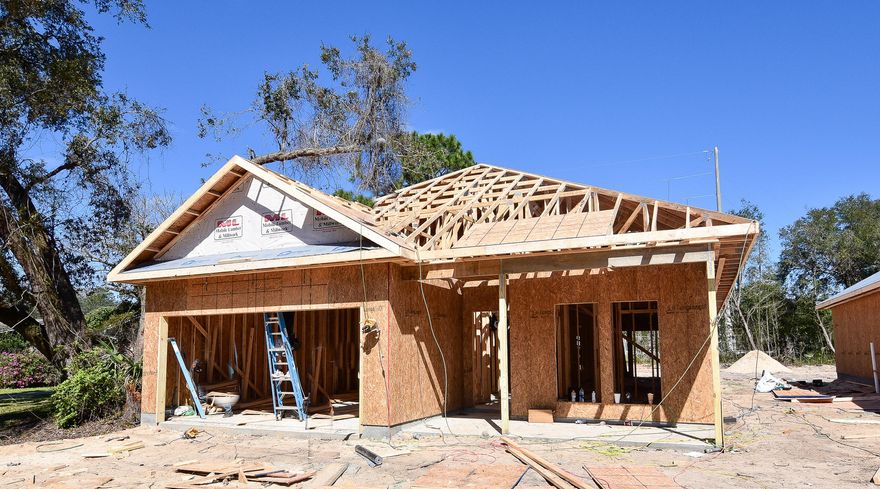 ***UNDER CONSTRUCTION - Can be completed by 4/30!!!*** Beautiful 4bed/2bath home by a local builder. In the craftsman style, this home offers all the comforts and conveniences of modern living: QUARTZ/GRANITE counter-tops; custom, SOFT-CLOSE, shaker style, all-wood cabinets; SLATE finished GE appliances; large walk-in pantry, oversized island w/ breakfast bar and vinyl plank flooring throughout. This custom home also includes: 9-11' ceilings, CROWN, tray ceiling, and arched walkways. Note: Pictures are of a home by the same builder with similar finishes & floor plan. Some details depicted may not be exactly the same!!