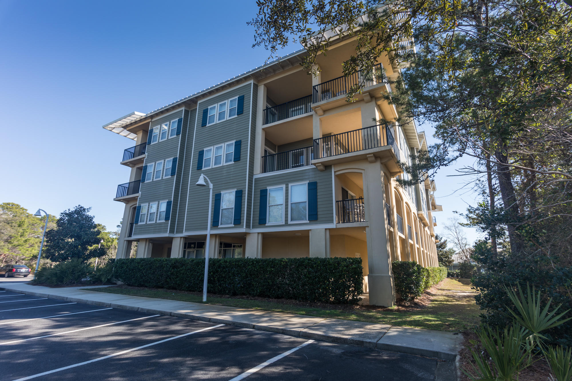 PRESERVE PLACE - Residential