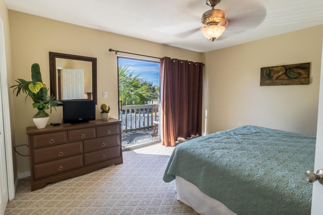 CASSINE GARDENS T/H PH 1 - Residential