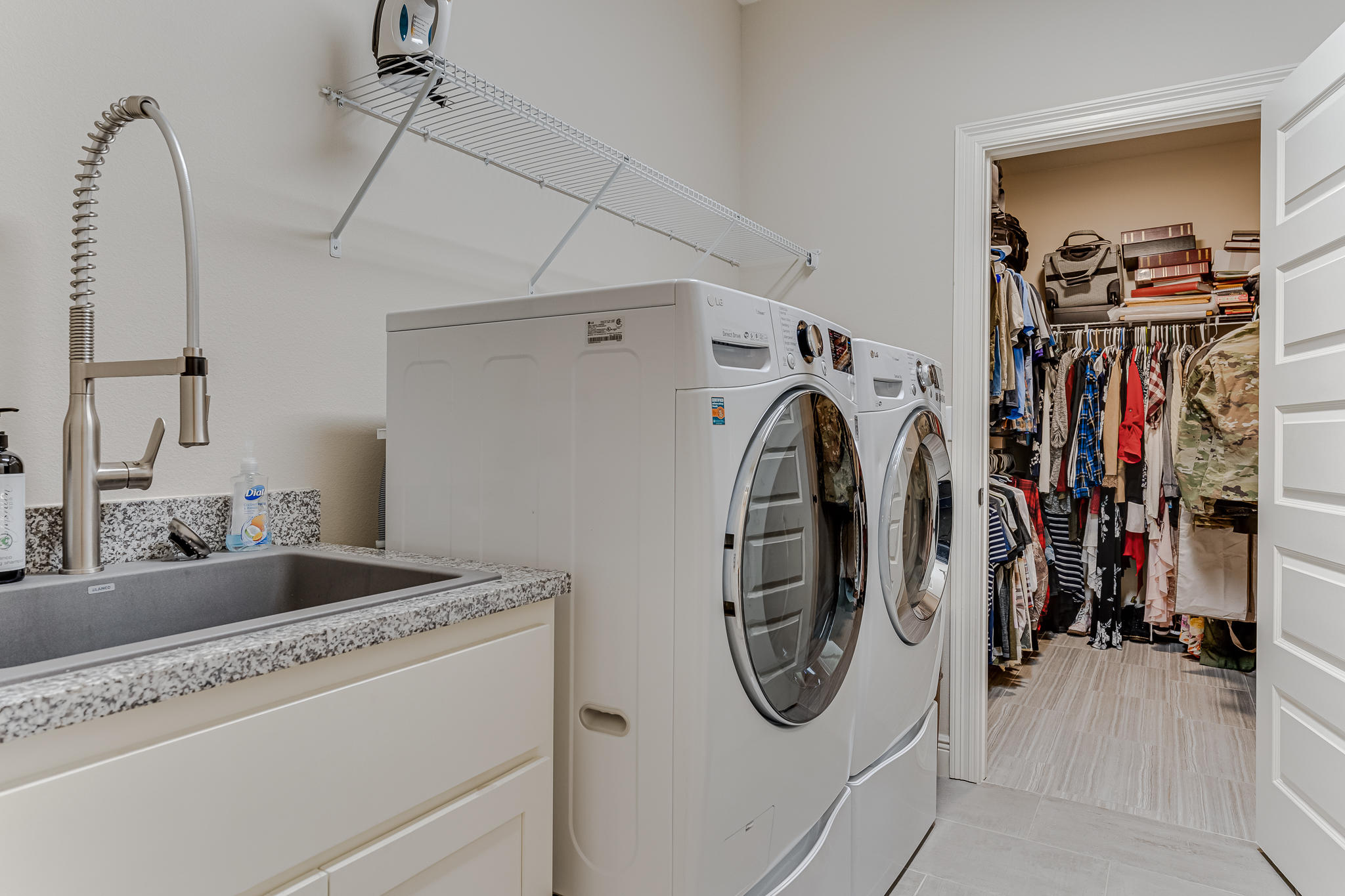 HOMEWOOD EST - Residential