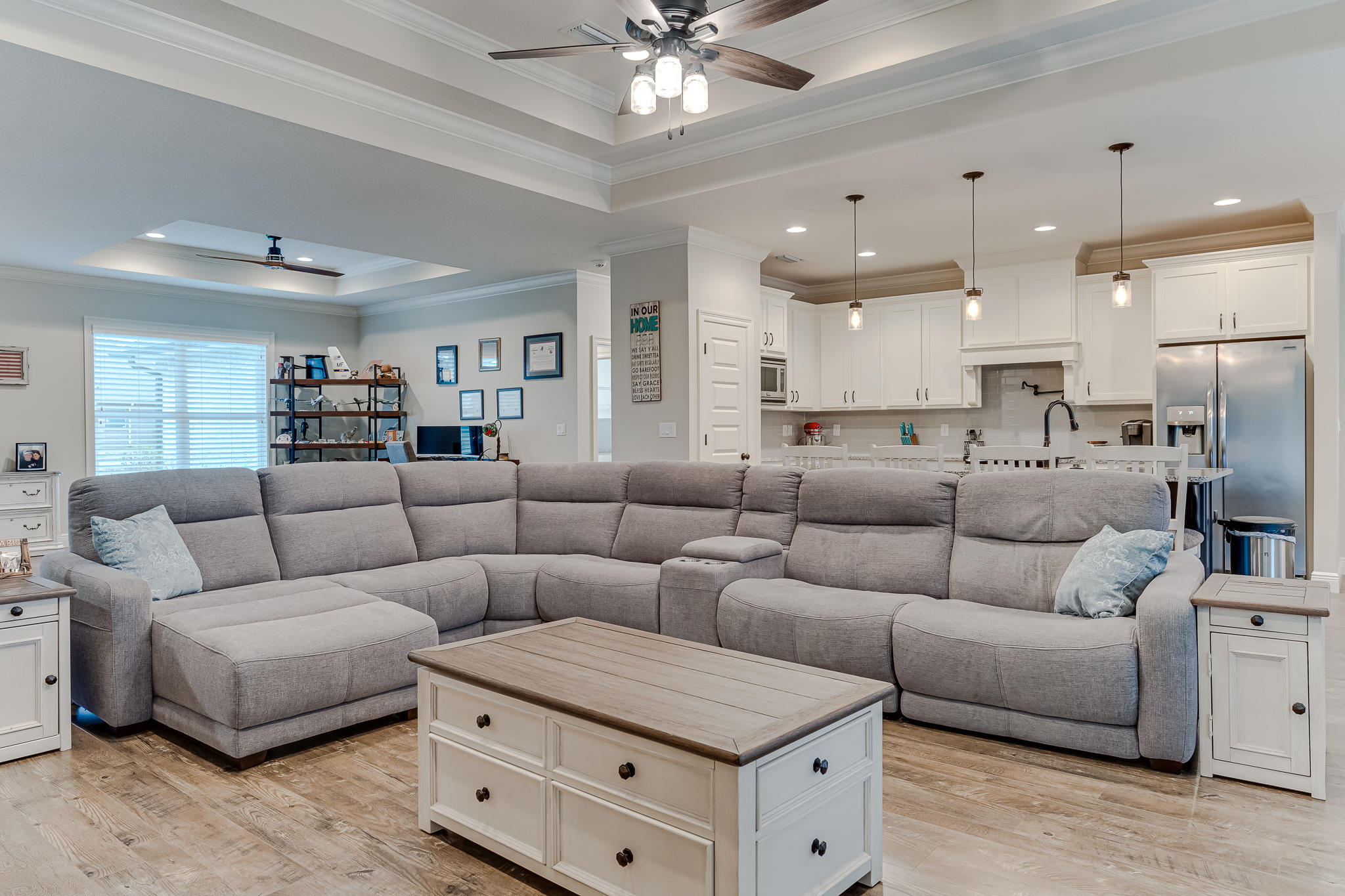 HOMEWOOD EST - Residential