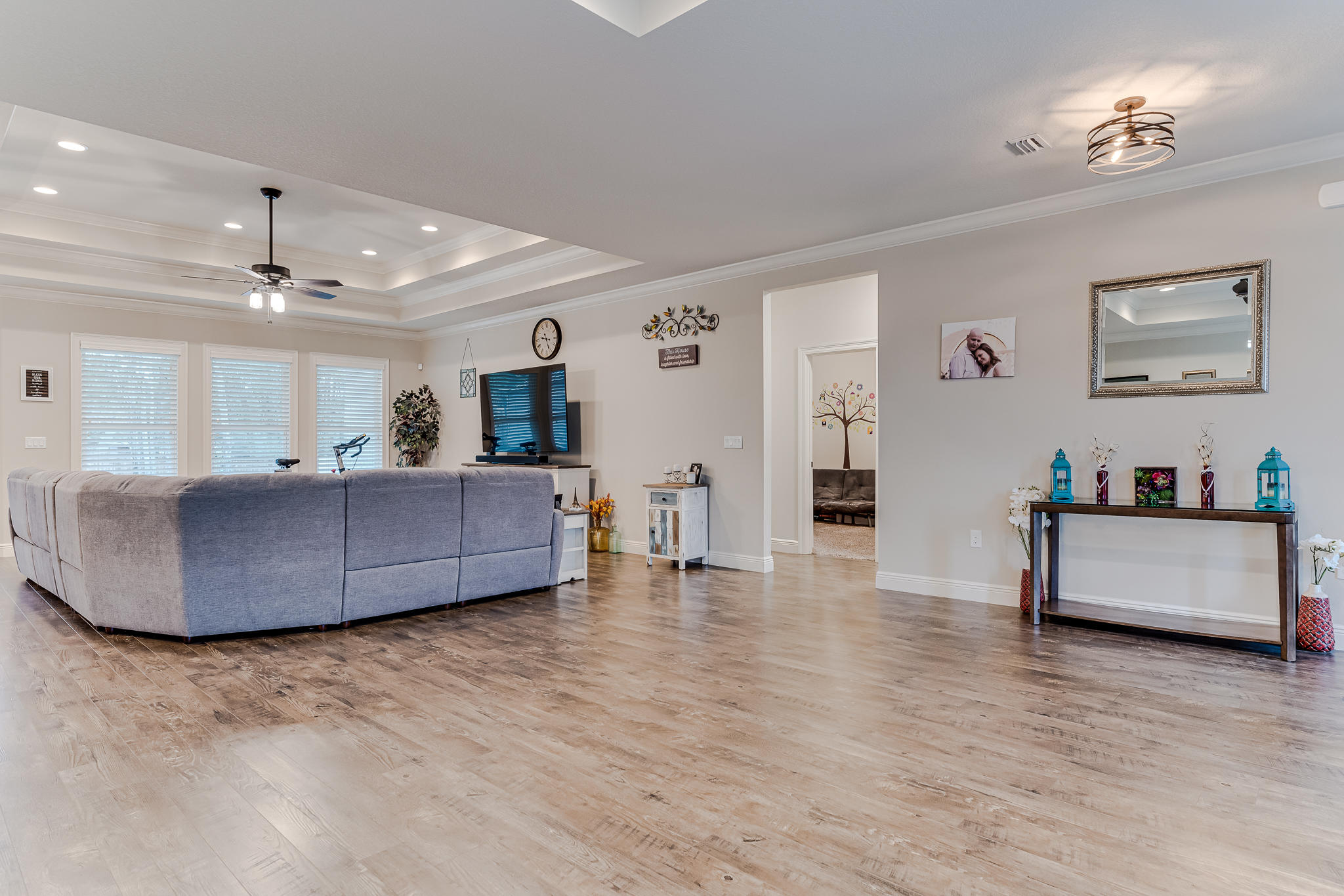 HOMEWOOD EST - Residential