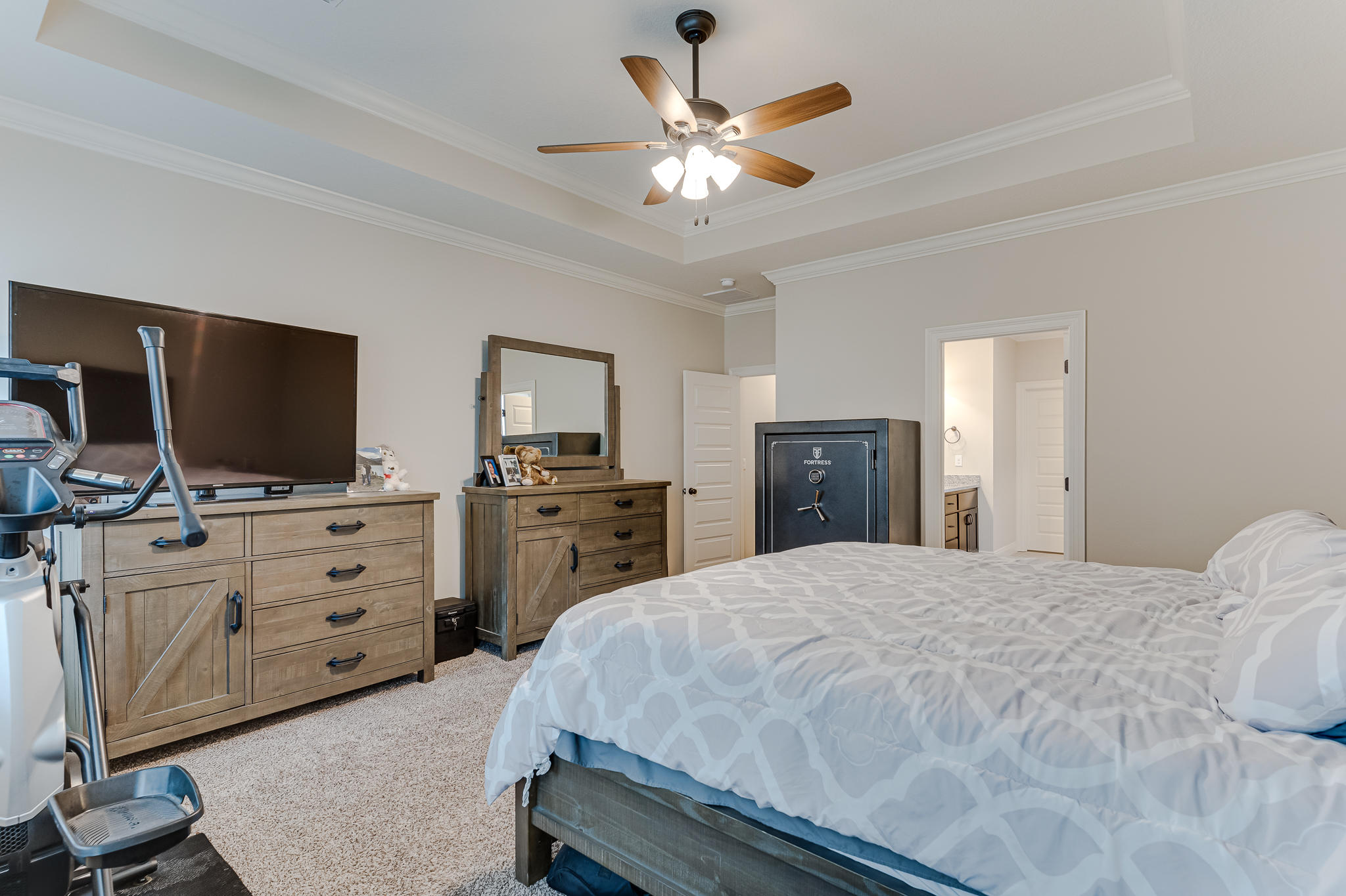 HOMEWOOD EST - Residential