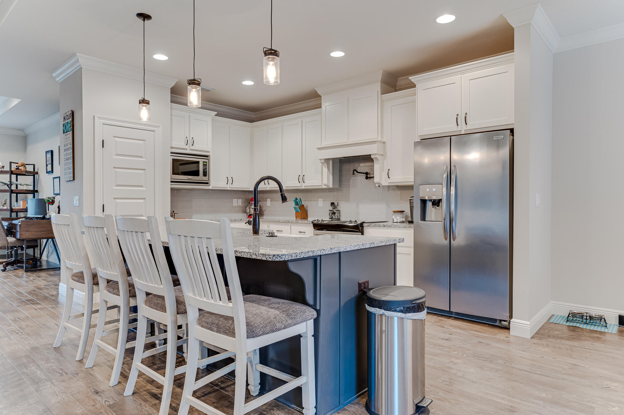 HOMEWOOD EST - Residential