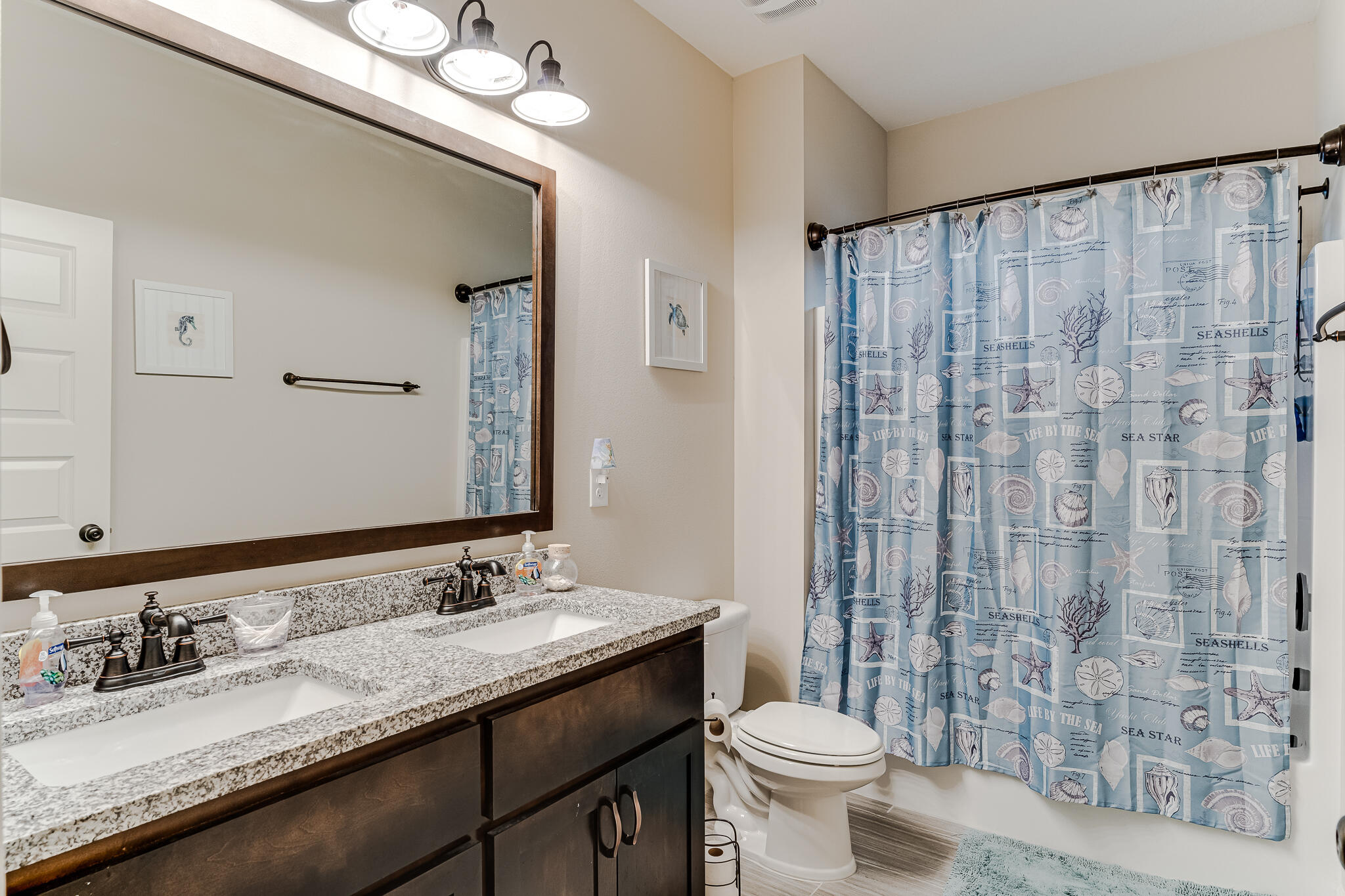 HOMEWOOD EST - Residential