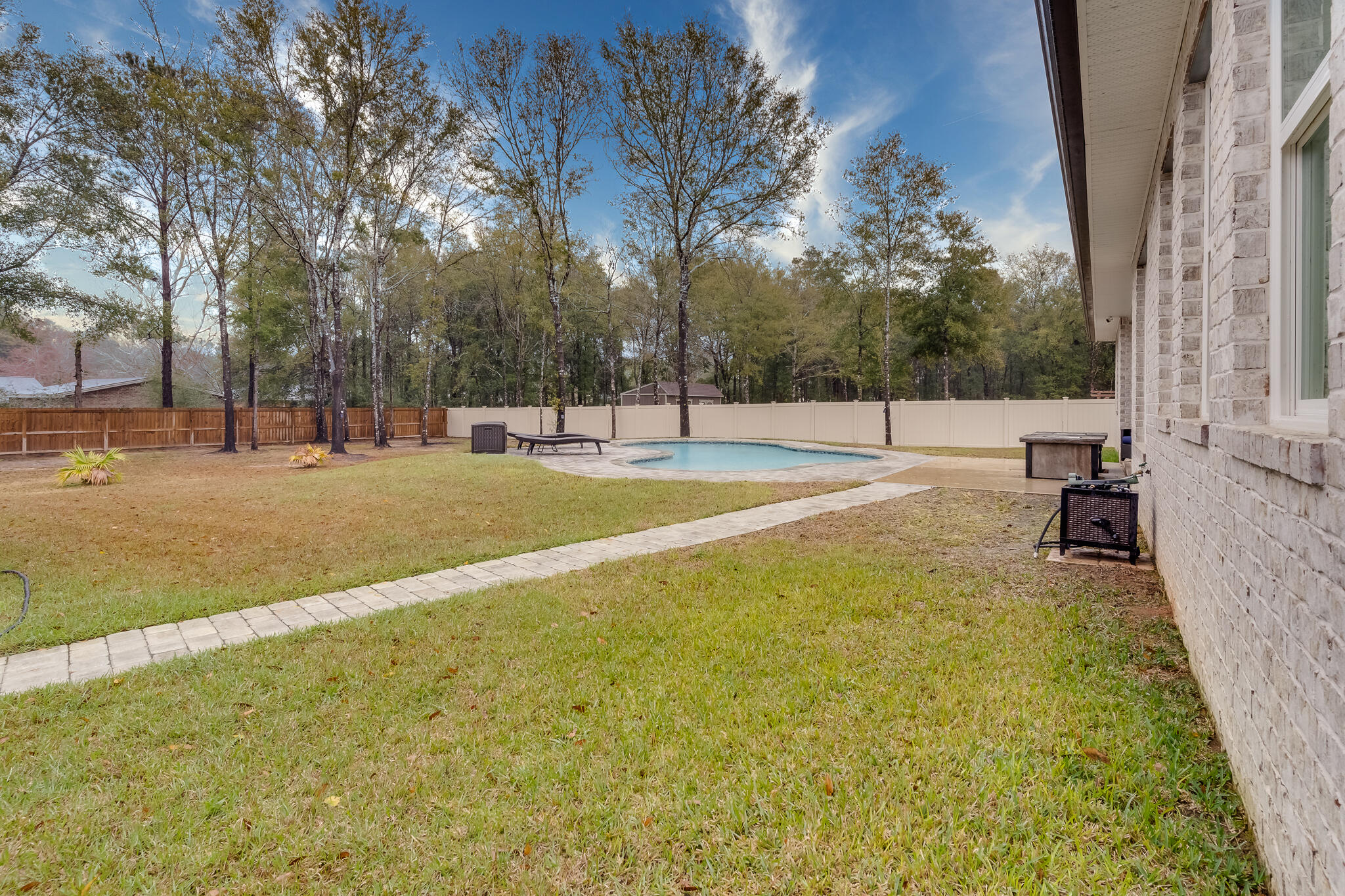 HOMEWOOD EST - Residential