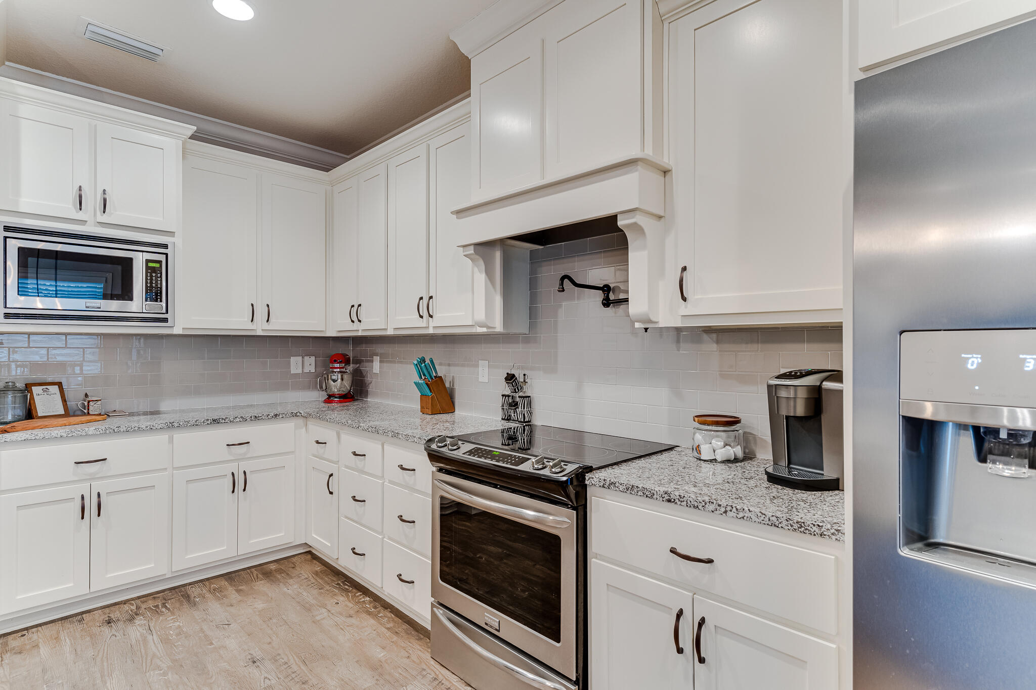 HOMEWOOD EST - Residential