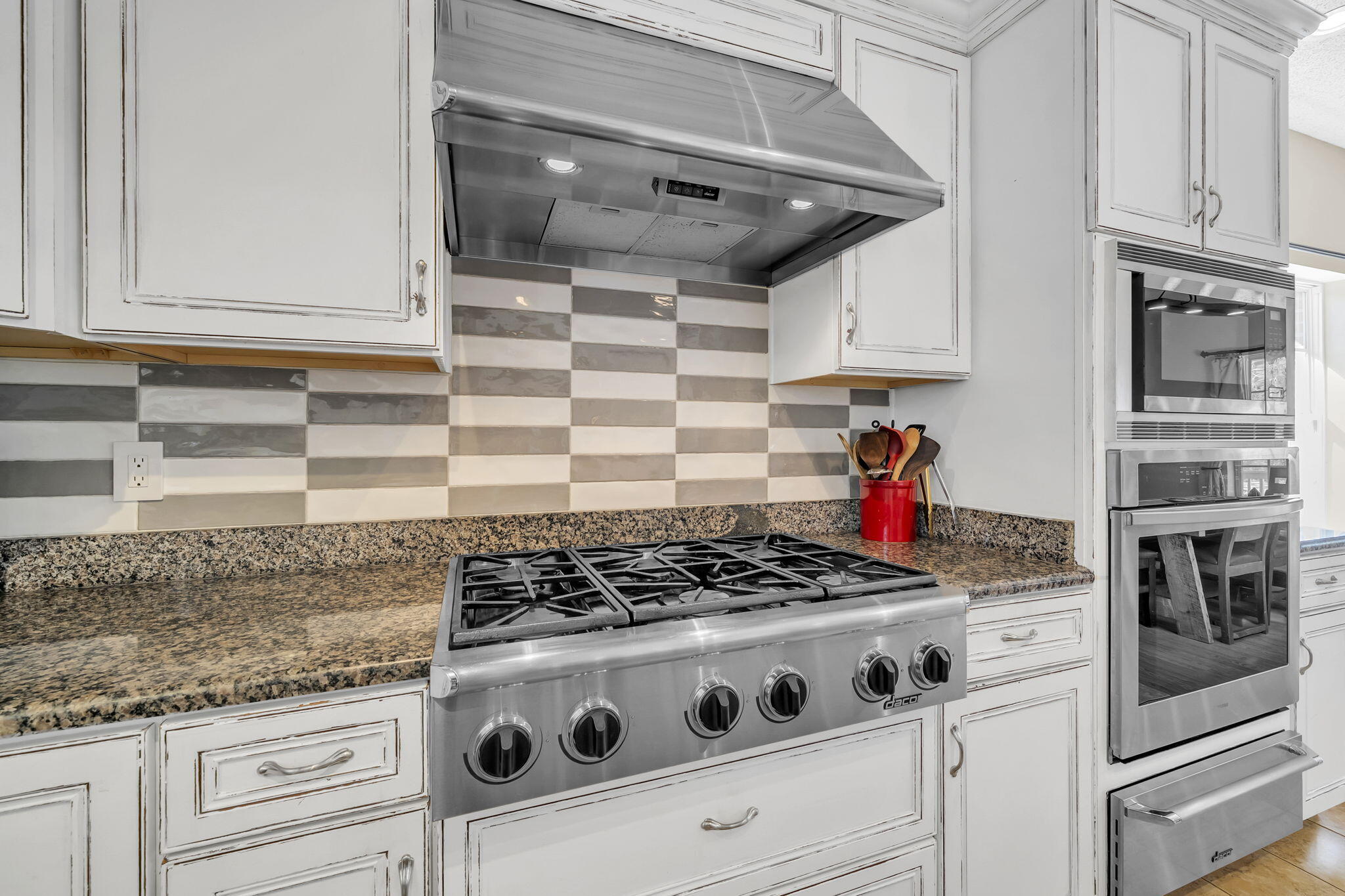 NO RECORDED PROJECT - Residential