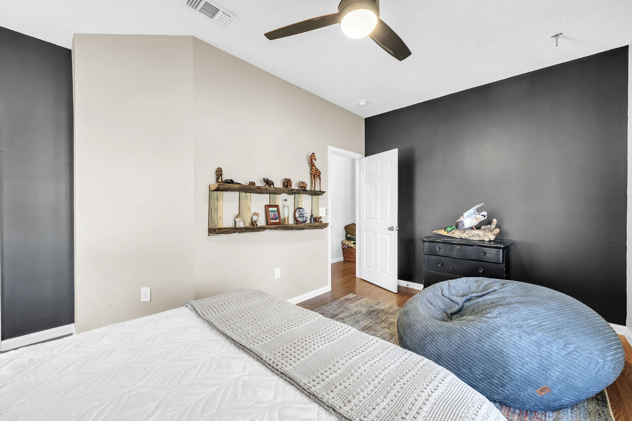 NO RECORDED PROJECT - Residential