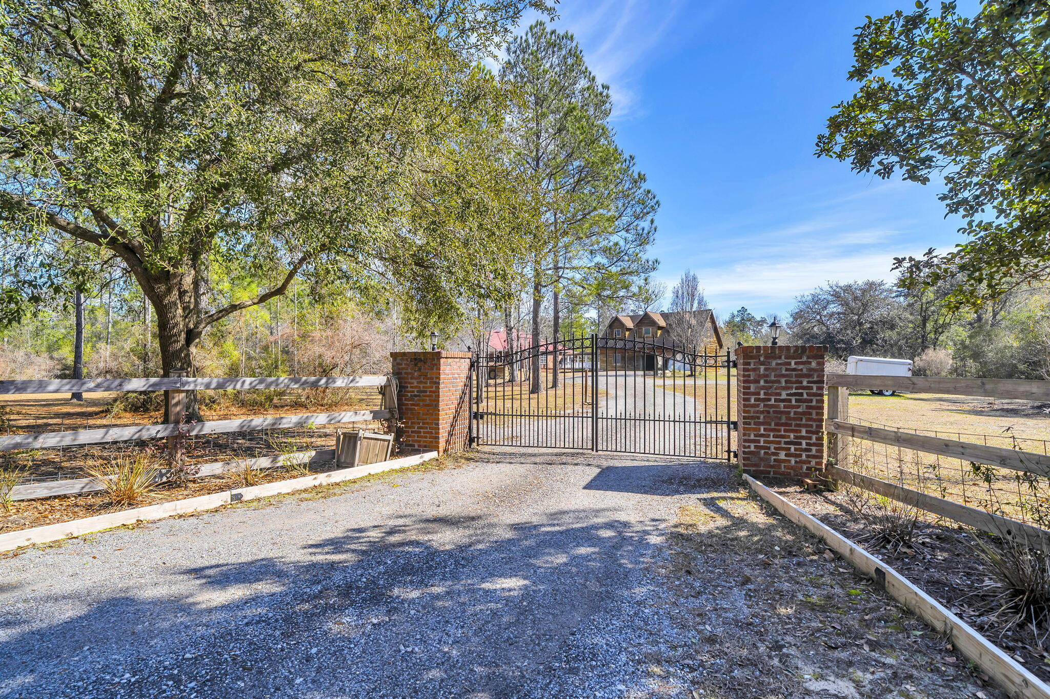 NO RECORDED PROJECT - Residential