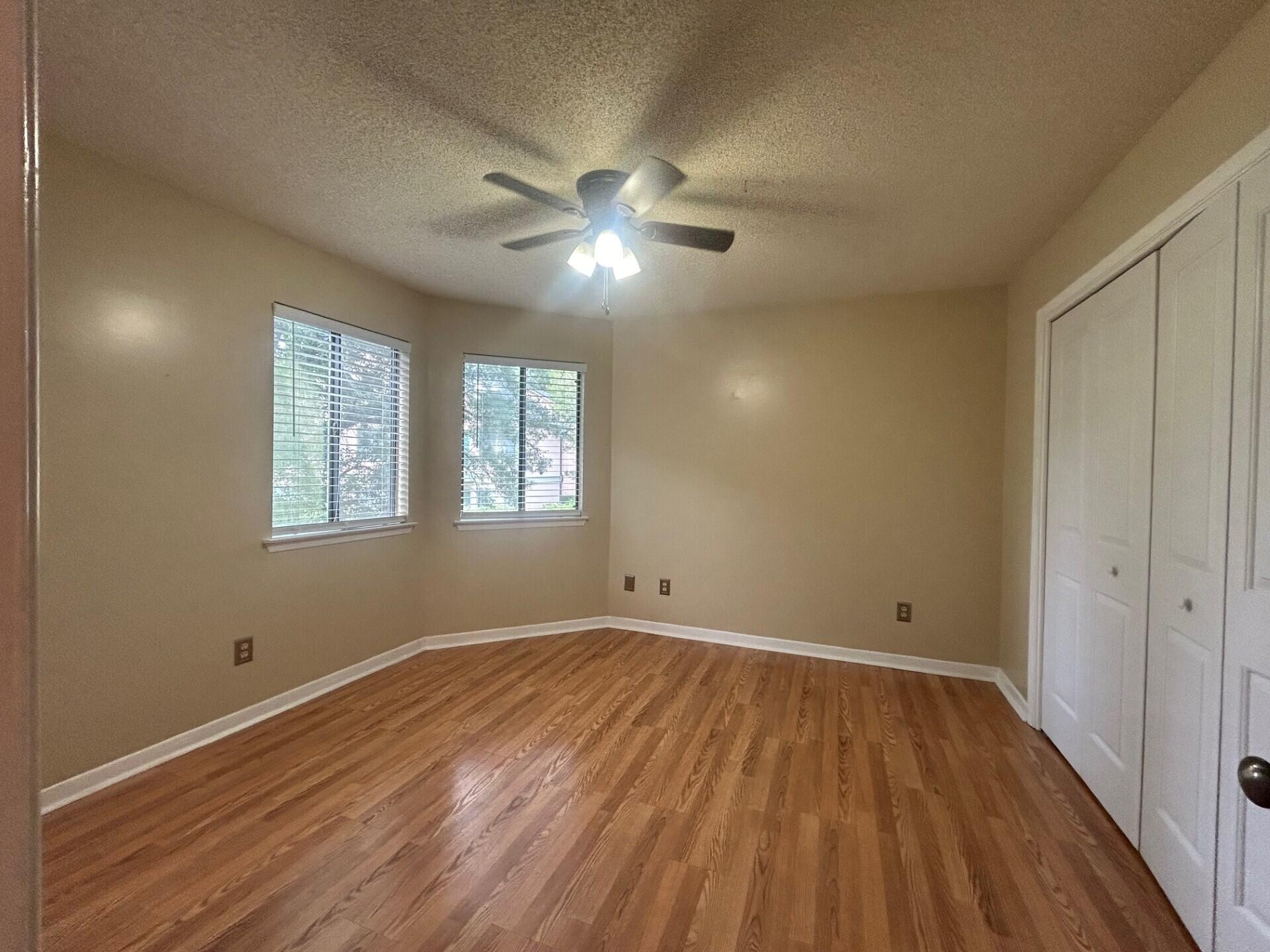 GARDEN OAKS CONDO - Residential Lease