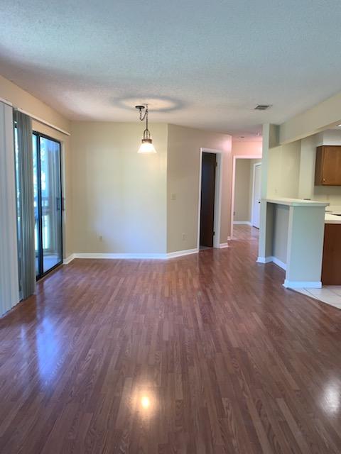 GARDEN OAKS CONDO - Residential Lease