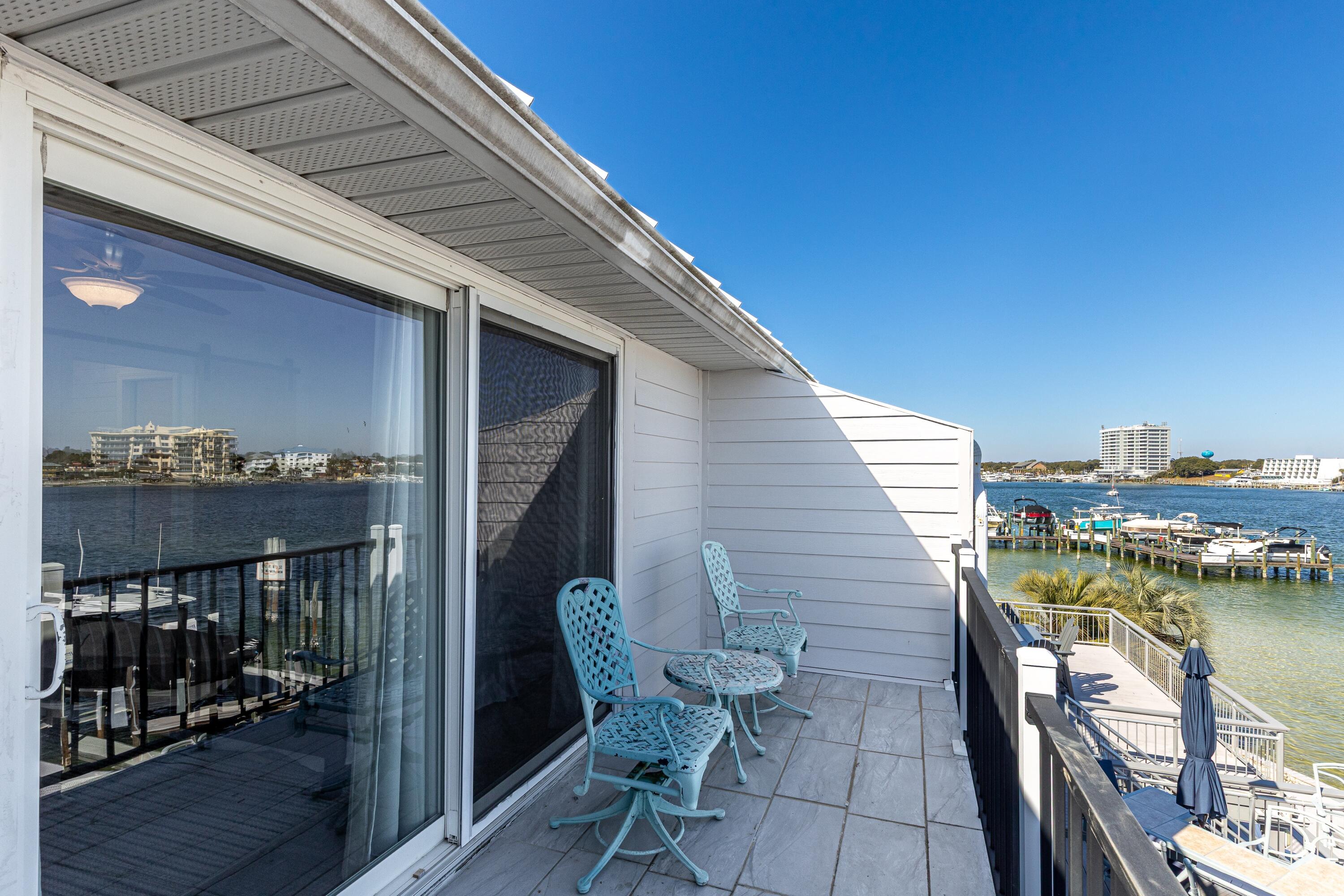 QUAYS PH 1 - Residential