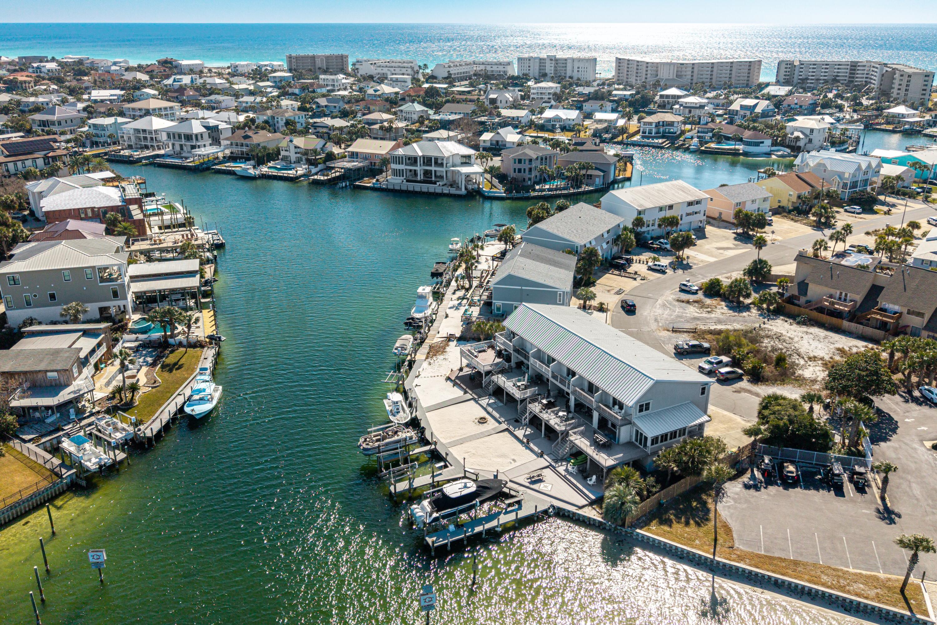 QUAYS PH 1 - Residential