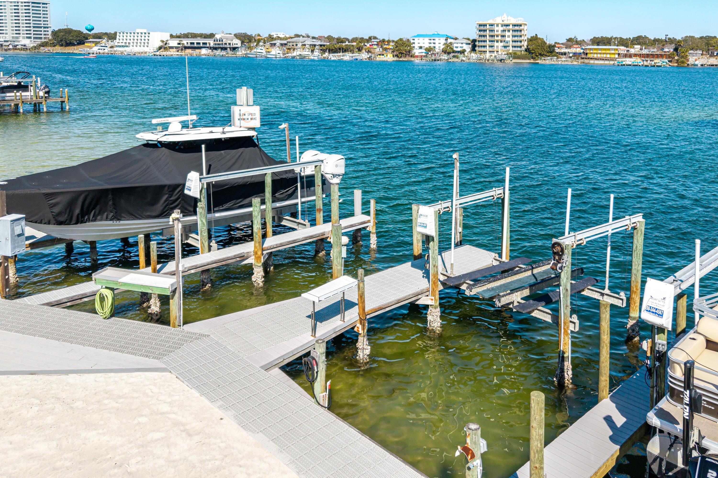 QUAYS PH 1 - Residential