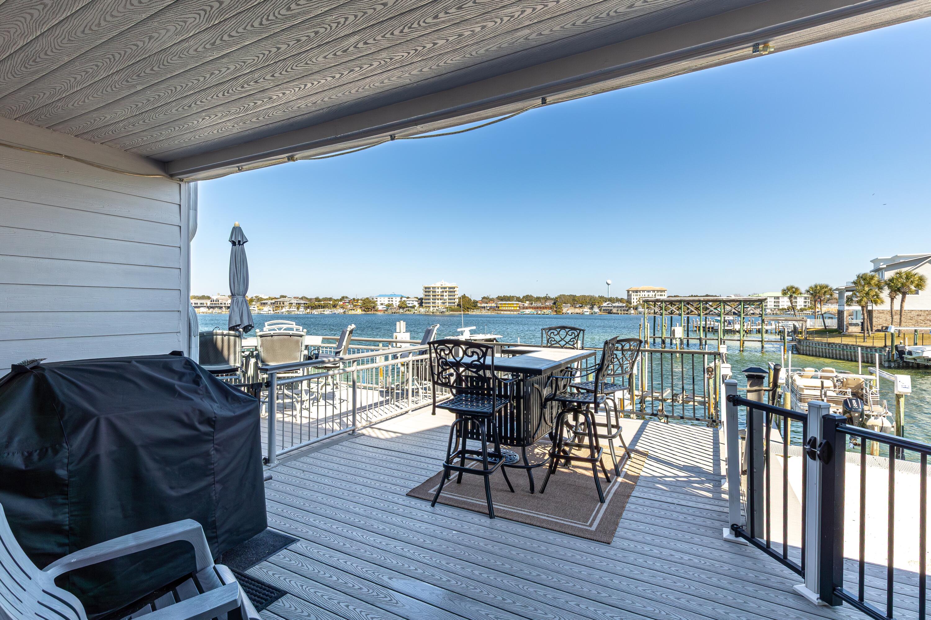 QUAYS PH 1 - Residential