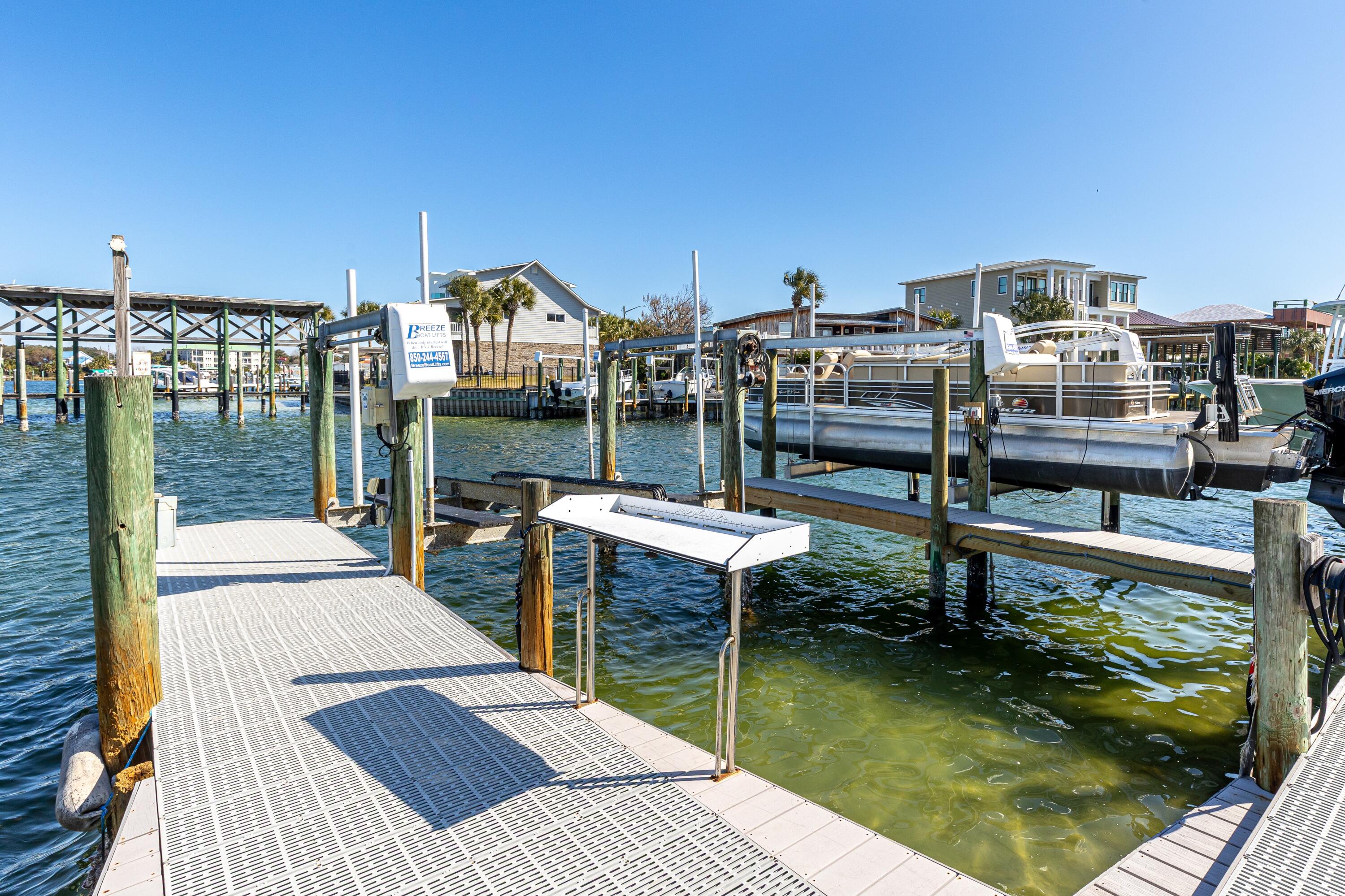 QUAYS PH 1 - Residential