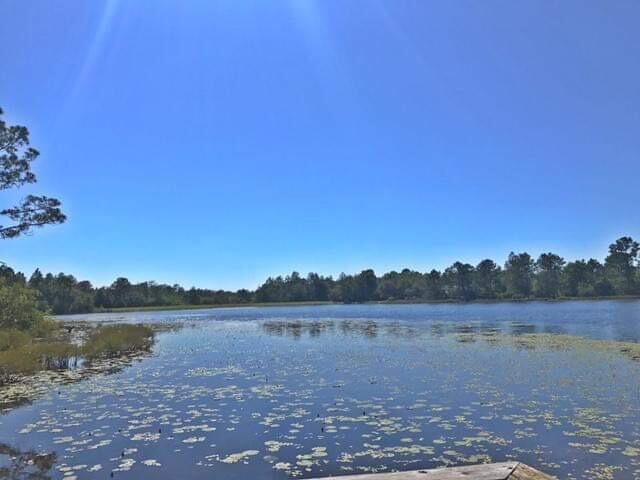 IMPERIAL LAKES - Land