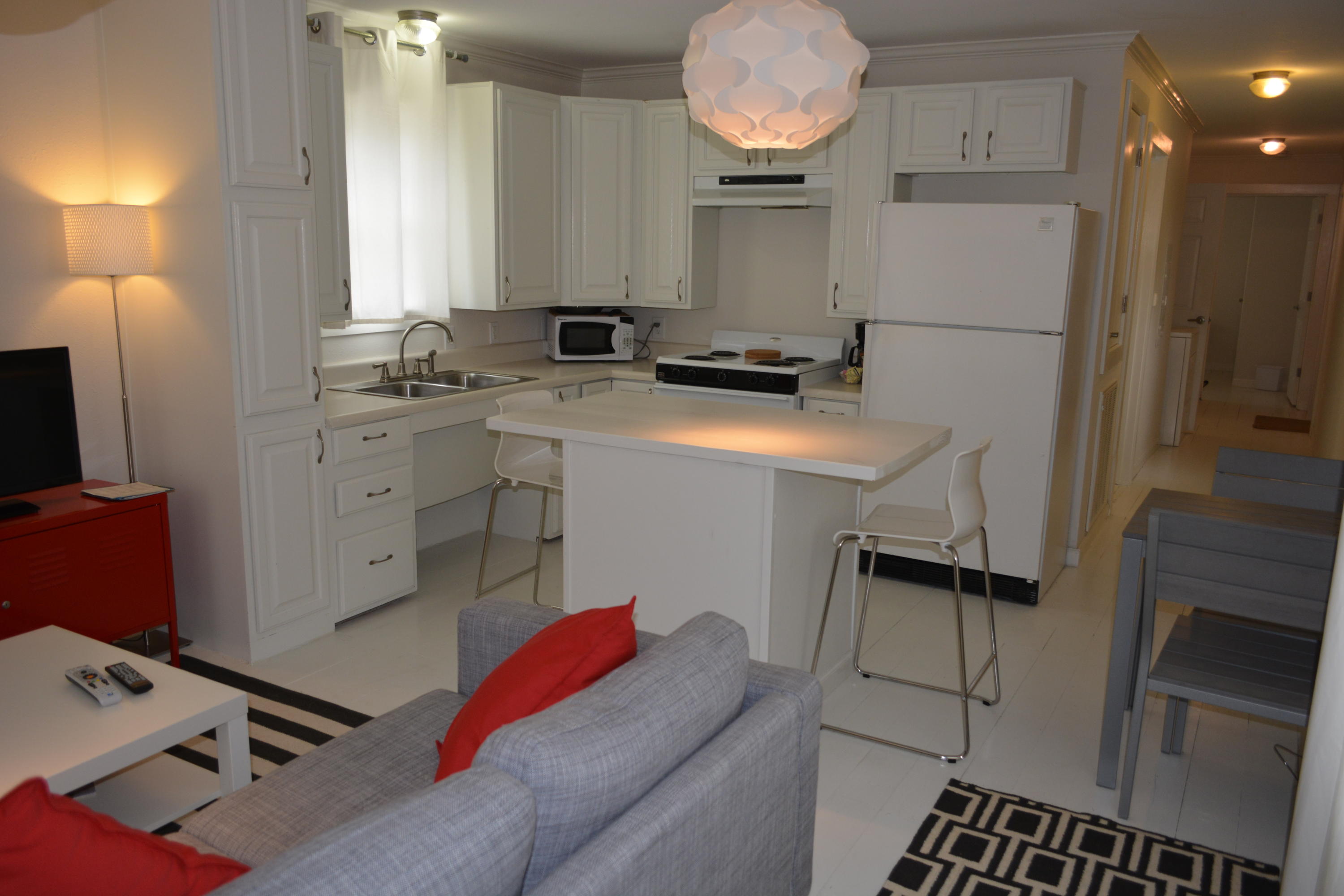 LAGUNA BEACH - Residential